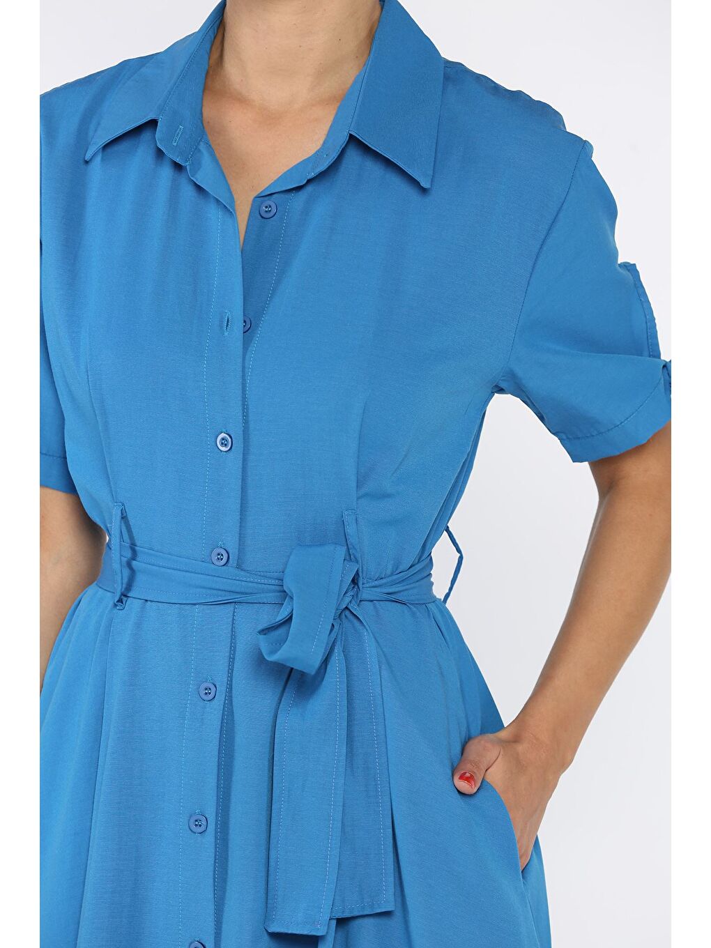 Mavi Düğmeli Ve Pileli Kısa Kol Uzun Elbise-3