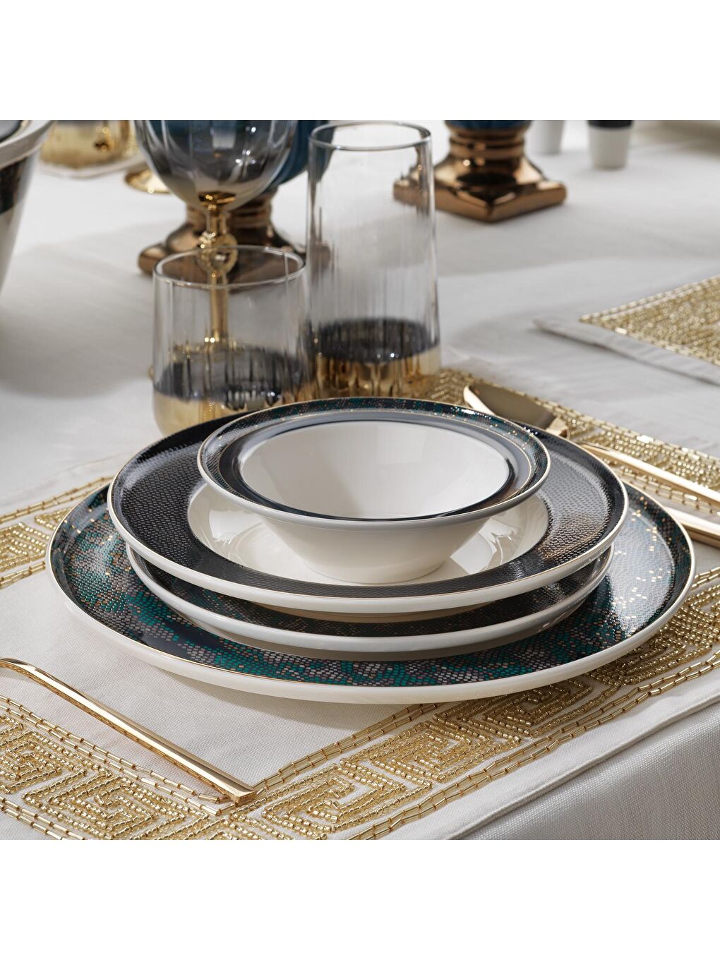 Queen Lucky Bone Yemek Takımı 60 Parça-Yeşil-7