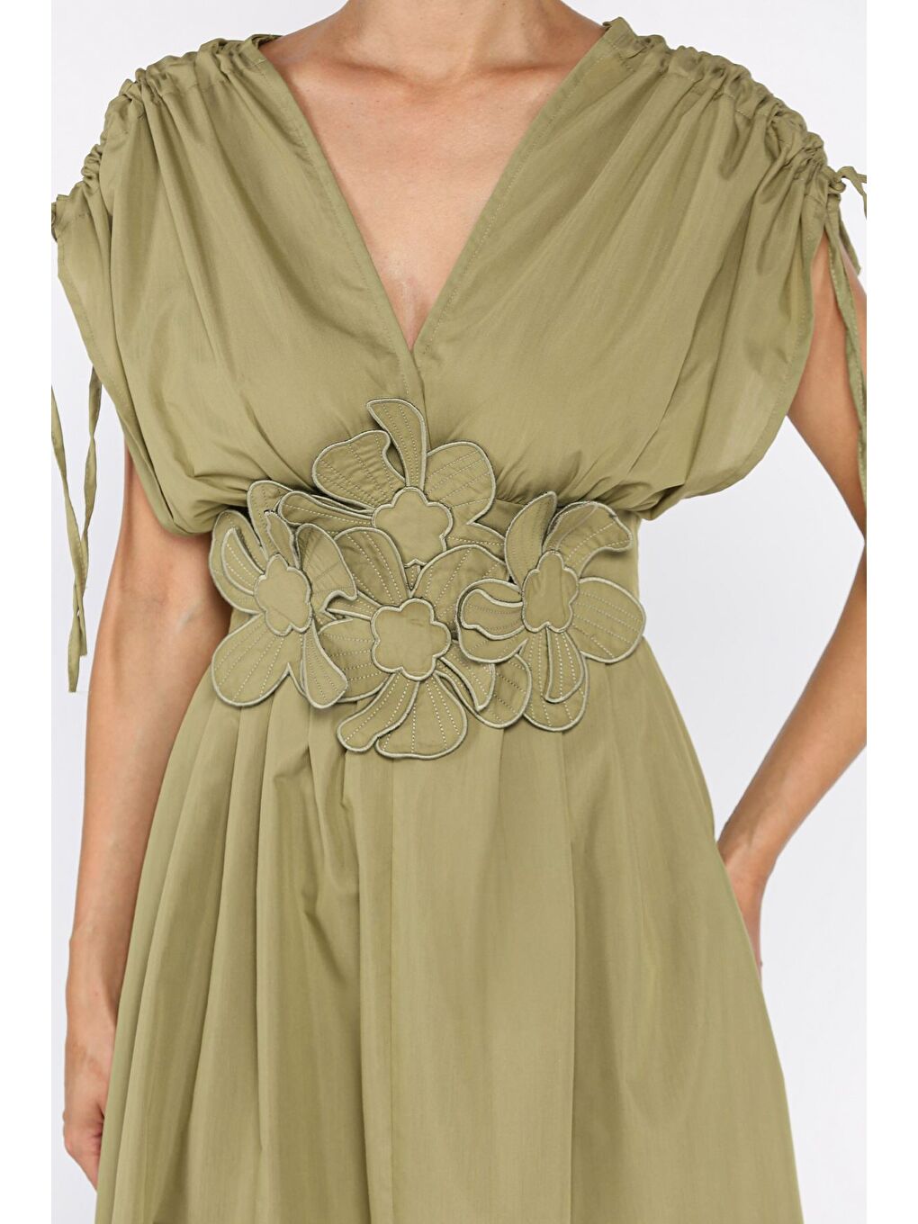 Haki Papatya Aplikeli Kruvaze Elbise-3