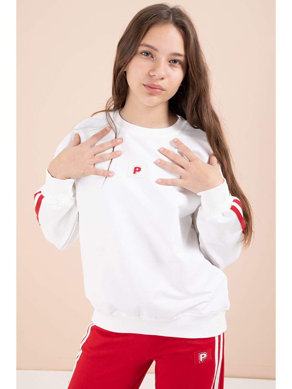 Kırmızı Şerit Detaylı Geniş Paça Nakışlı Kız Oversize Eşofman Takımı 23454-2