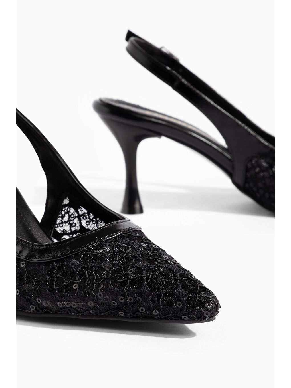 Siyah D0144 Günlük Ortopedik Kadın Klasik Topuklu Ayakkabı-3