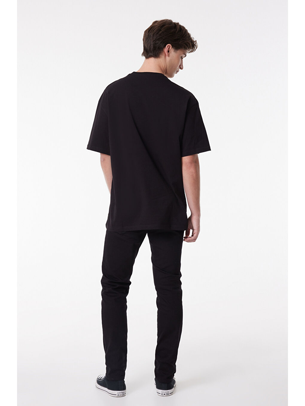 Siyah Regular Fit Rahat Kesim %100 Pamuk Bisiklet Yaka Kısa Kollu Tişört-3