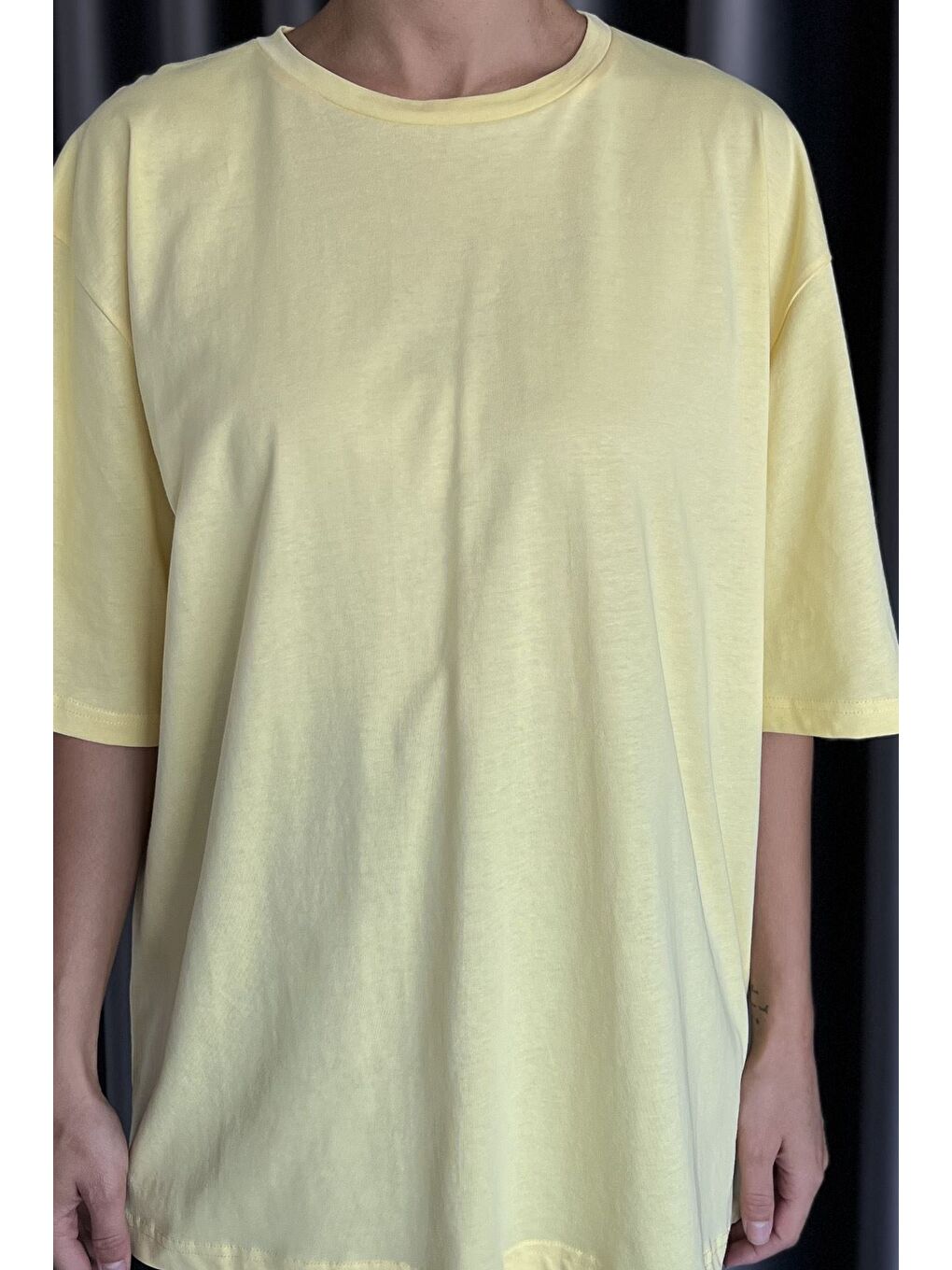 Sarı Basic Salaş Kadın Tişört-3