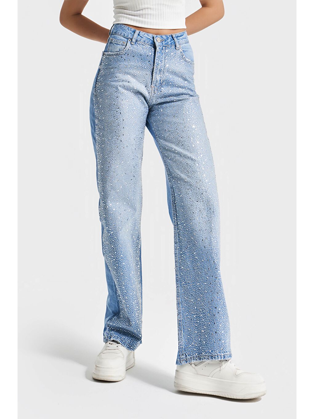 Mavi Kadın Jean Rengi Doris T6-2S5-3 Önü Parlak Taşlı Straight Fit %100 Pamuk Tasarım Denim Jean