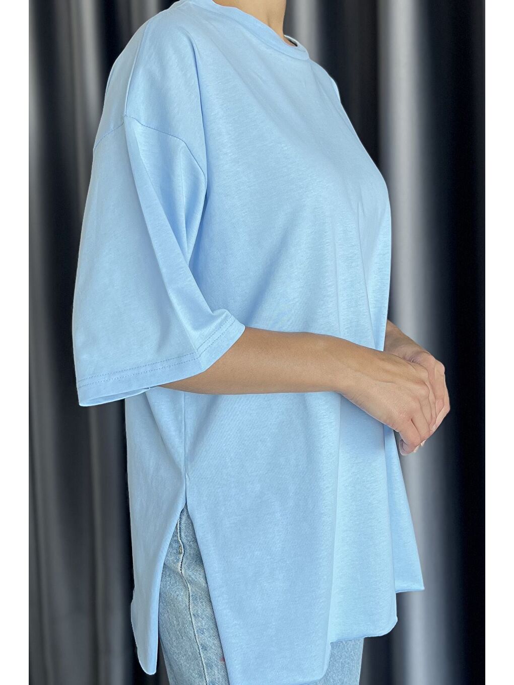 Mavi Kadın Bisiklet Yaka Yan Yırtmaç Detaylı Salaş T-shirt-3