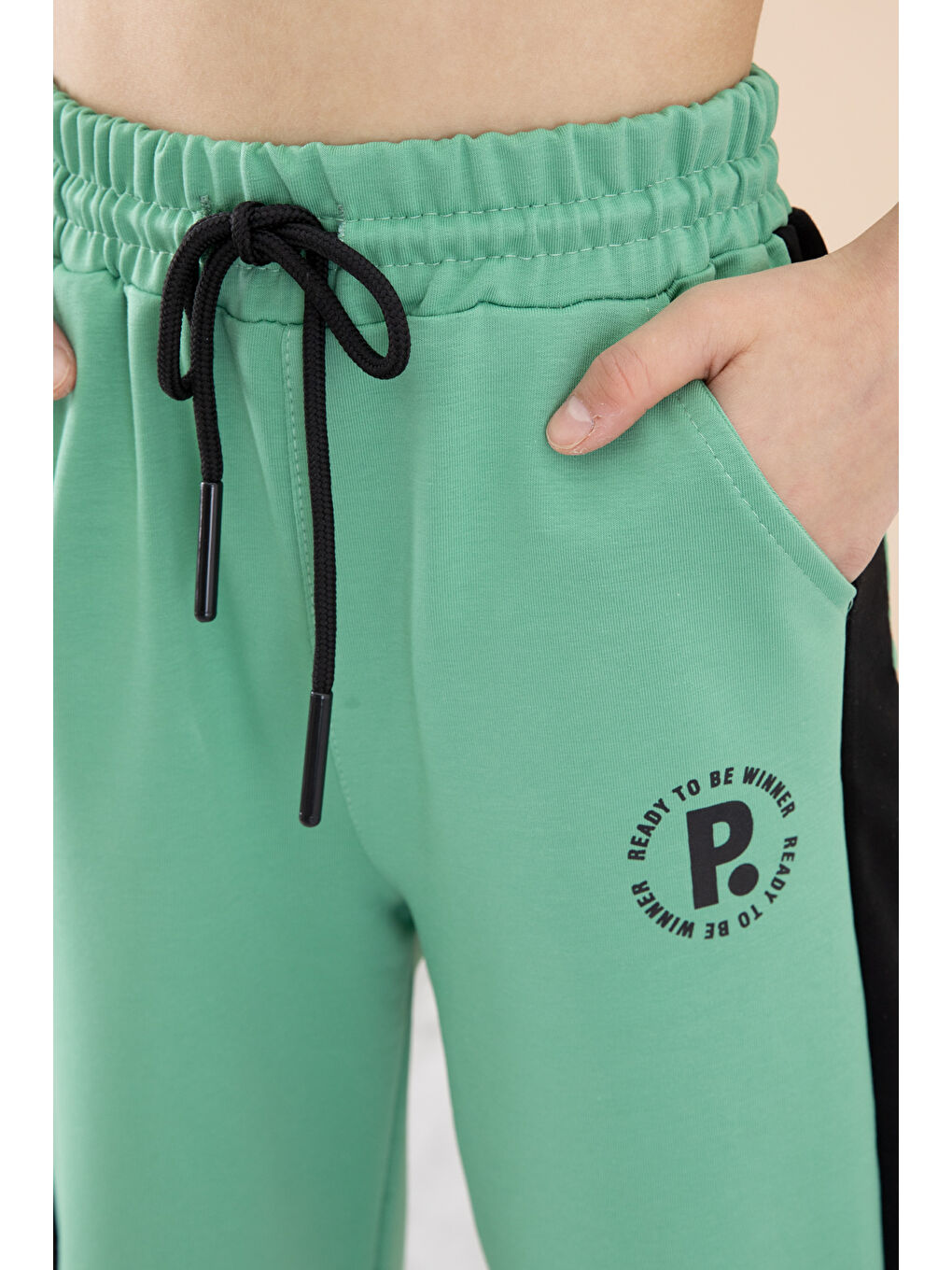 Yeşil Garnili Geniş Paça Kız Çocuk Beli Lastikli Eşofman Altı 20193-3