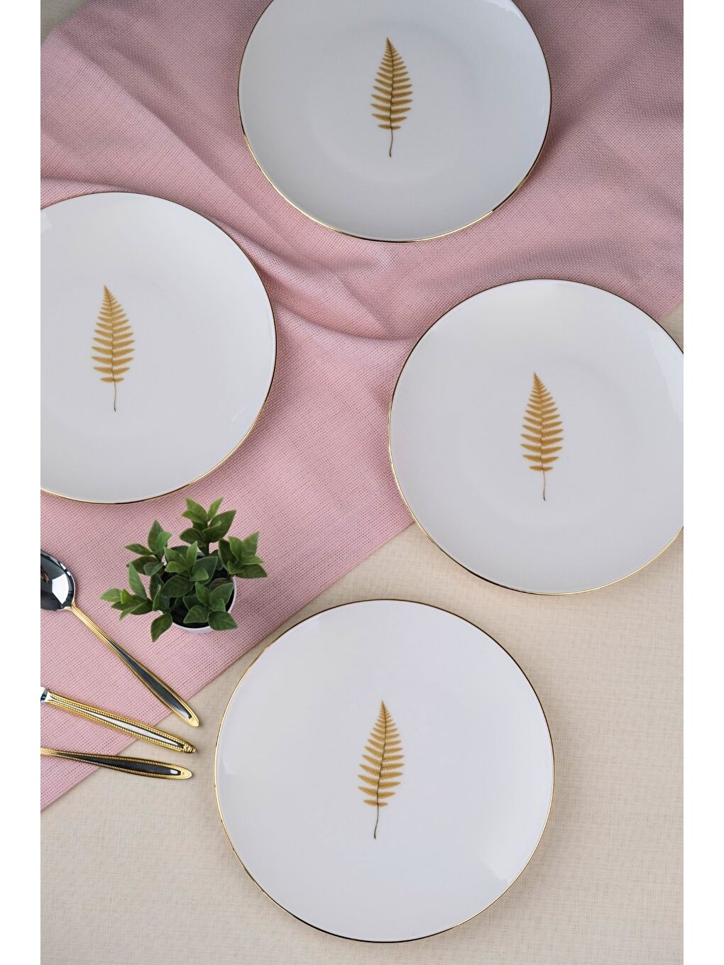 Karışık Porselen Natura Fern Altın Yaldız Pasta Tabağı 20,50cm 4 lü