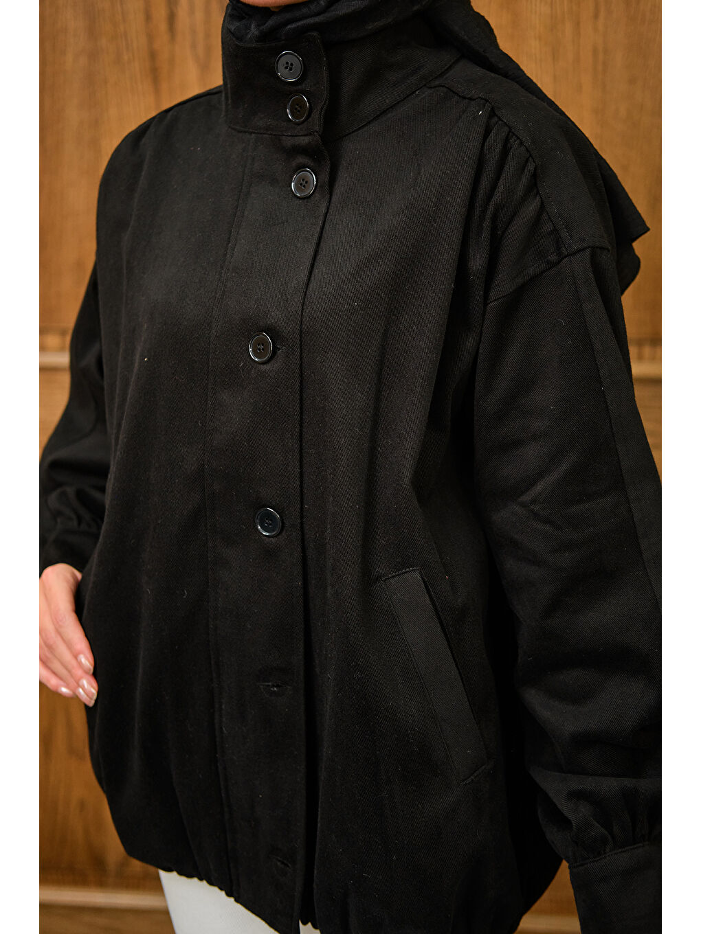 Kadın Düğme Detaylı Ceket Siyah-4