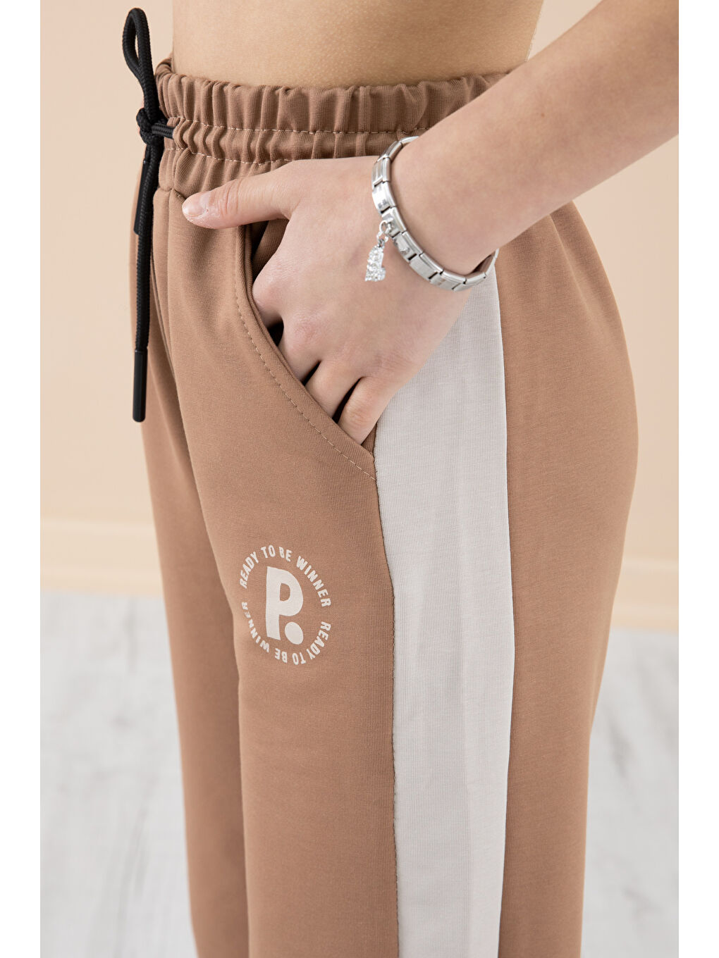 Kahverengi Kahve Garnili Geniş Paça Kız Çocuk Beli Lastikli Eşofman Altı 20196-1