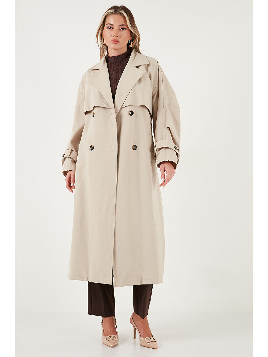 Bej Pamuklu Oversize Kruvaze Yaka Düğmeli Uzun Trençkot 6839605-3