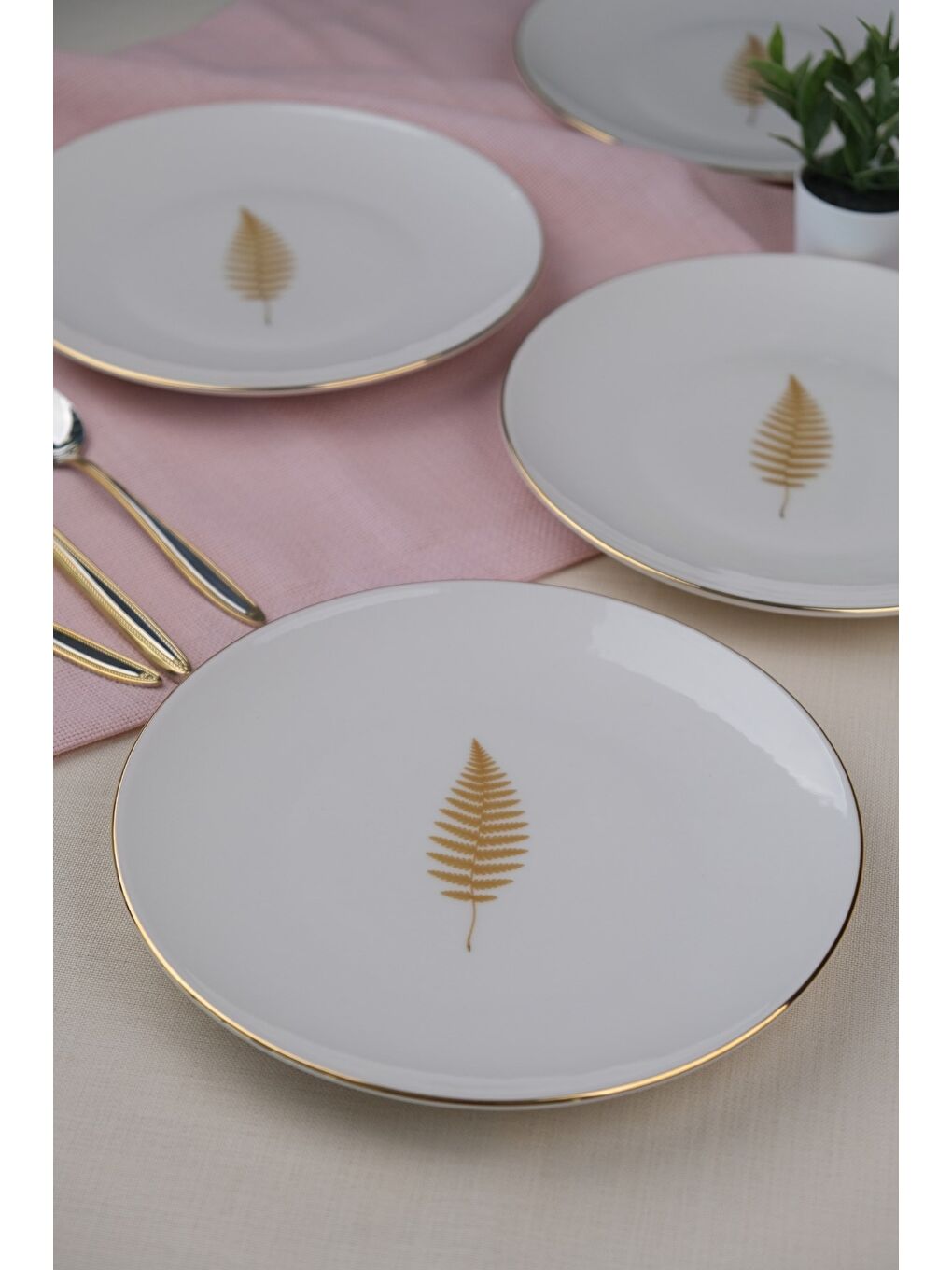 Karışık Porselen Natura Fern Altın Yaldız Pasta Tabağı 20,50cm 4 lü-1