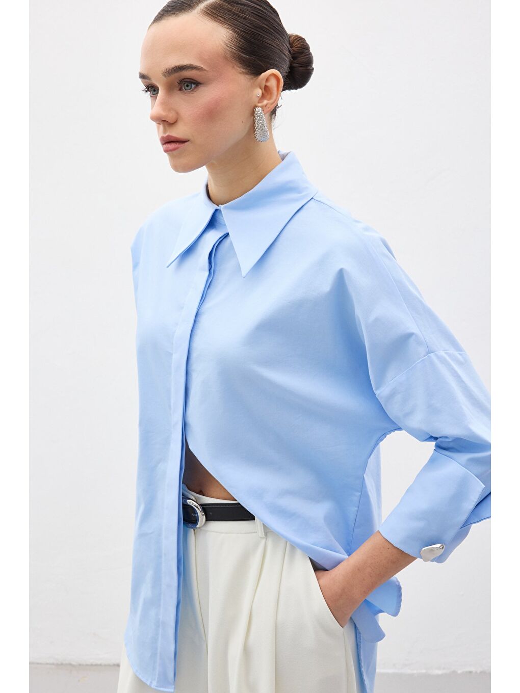 Düğme Detaylı Gömlek - Mavi-2