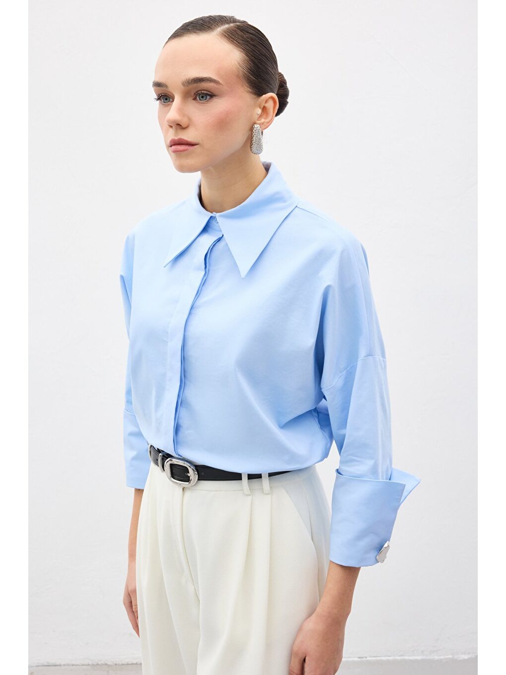 Düğme Detaylı Gömlek - Mavi-3