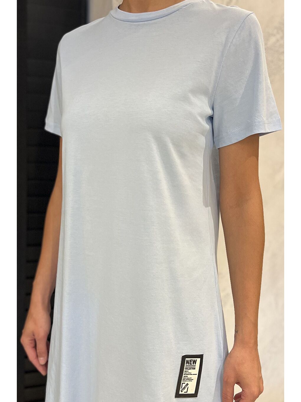 Mavi Kadın Bisiklet Yaka Arma Detaylı T-shirt Elbise-3