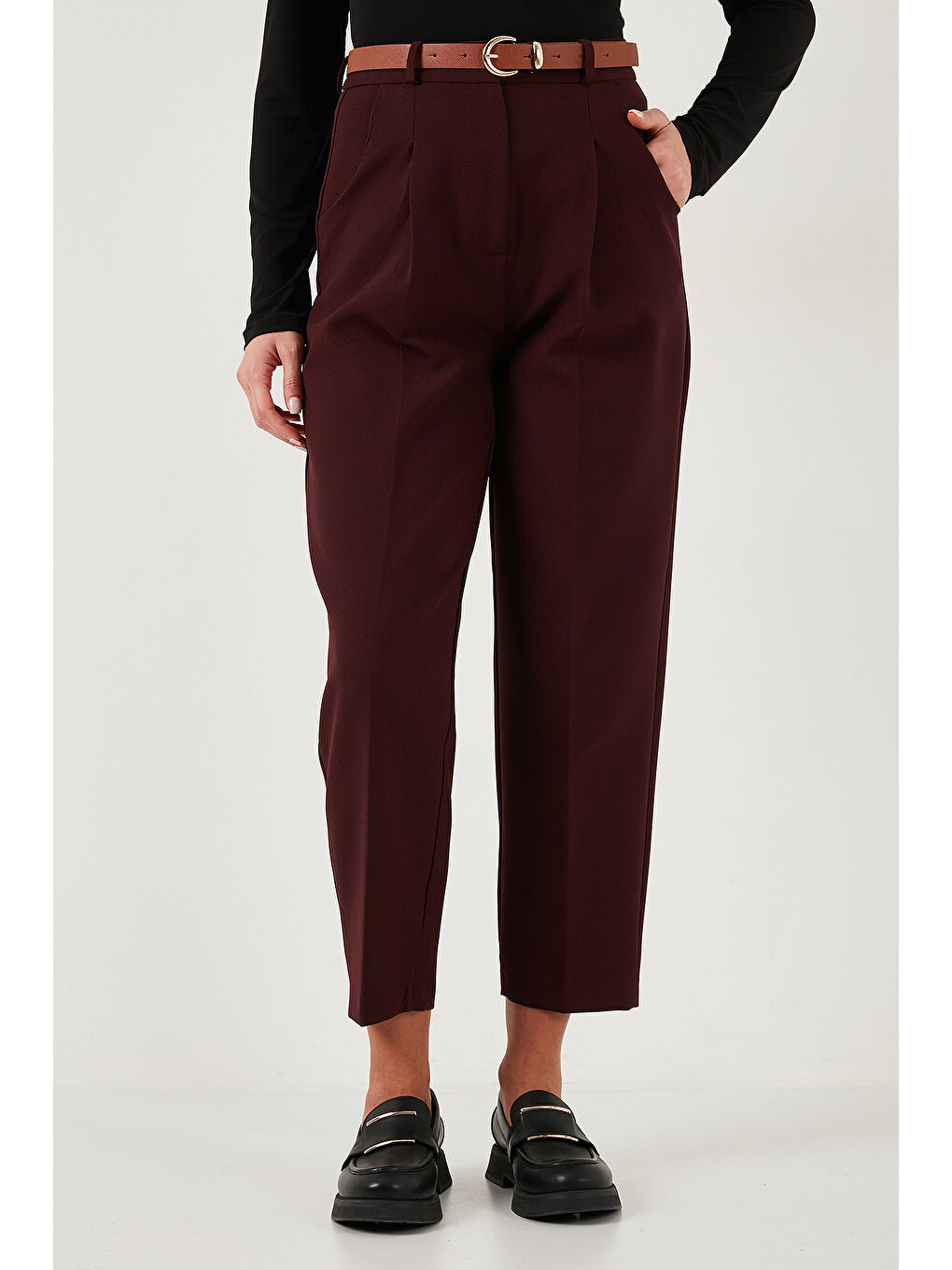 Mürdüm Regular Fit Yüksek Bel Düz Paça Kemerli Pantolon 68350938-2