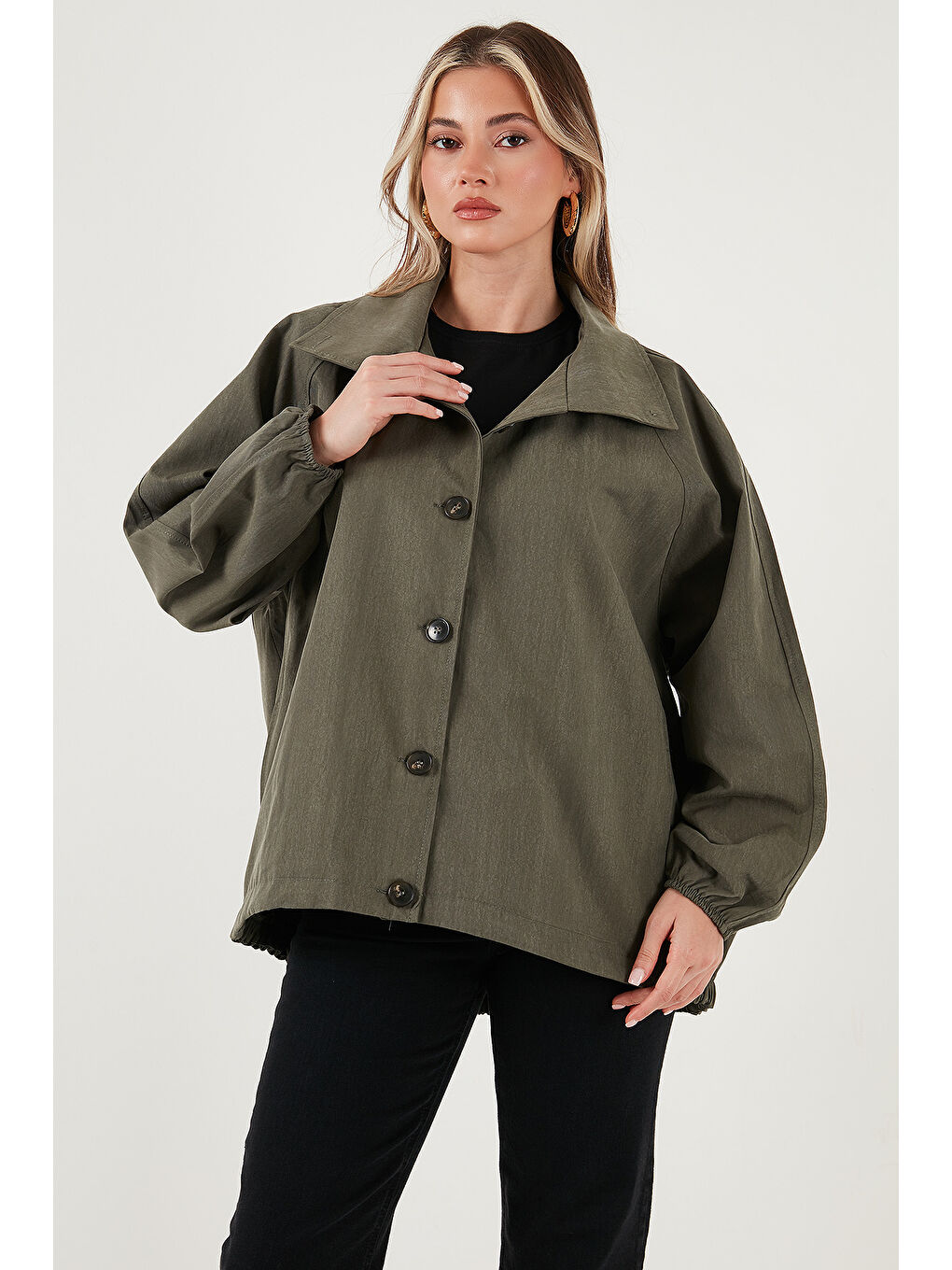 Haki Pamuk Karışımlı Oversize Ceket Yaka Düğmeli Kısa Trençkot 6839627-2