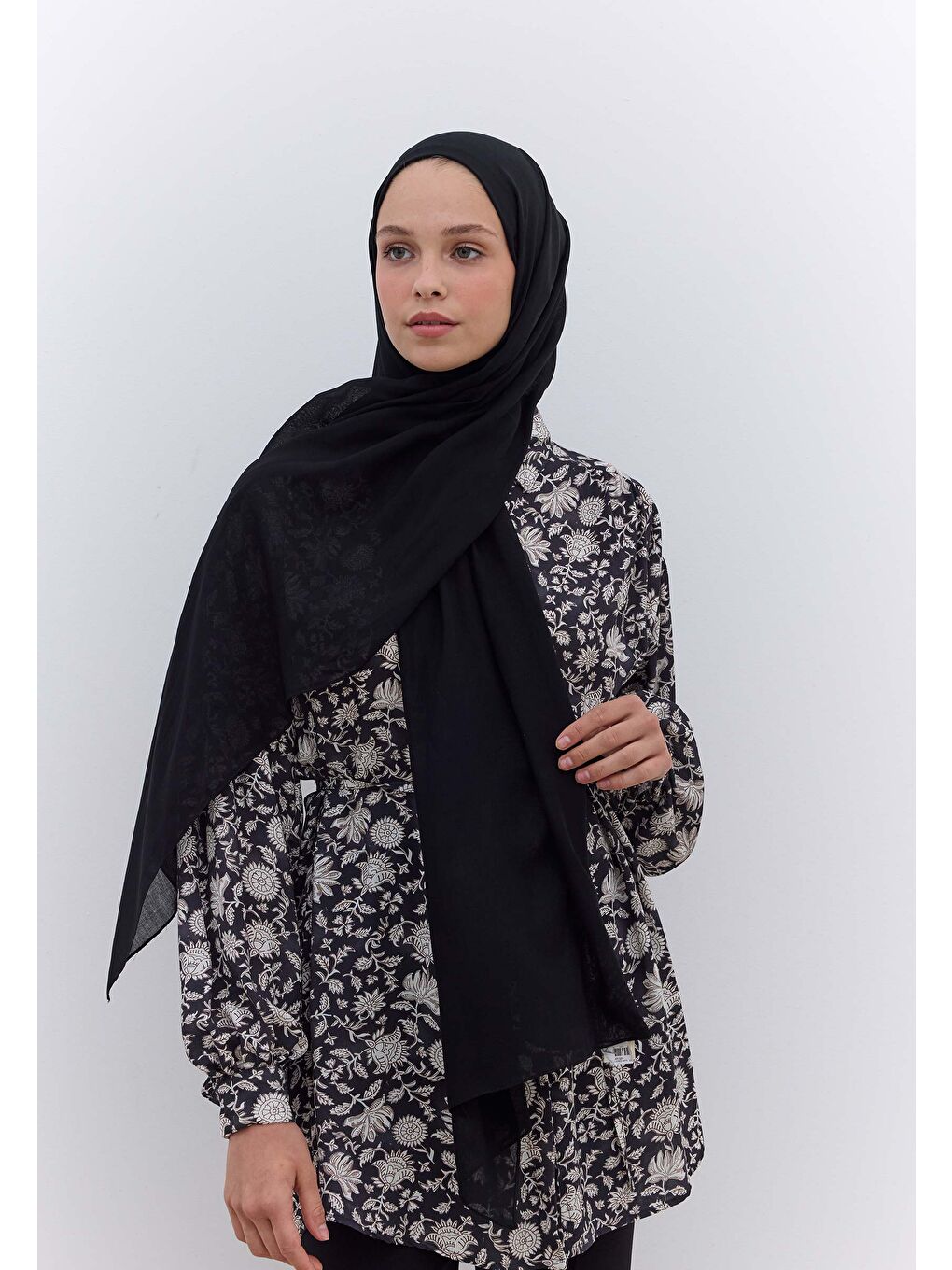 Rami Viskon Şal Siyah-4