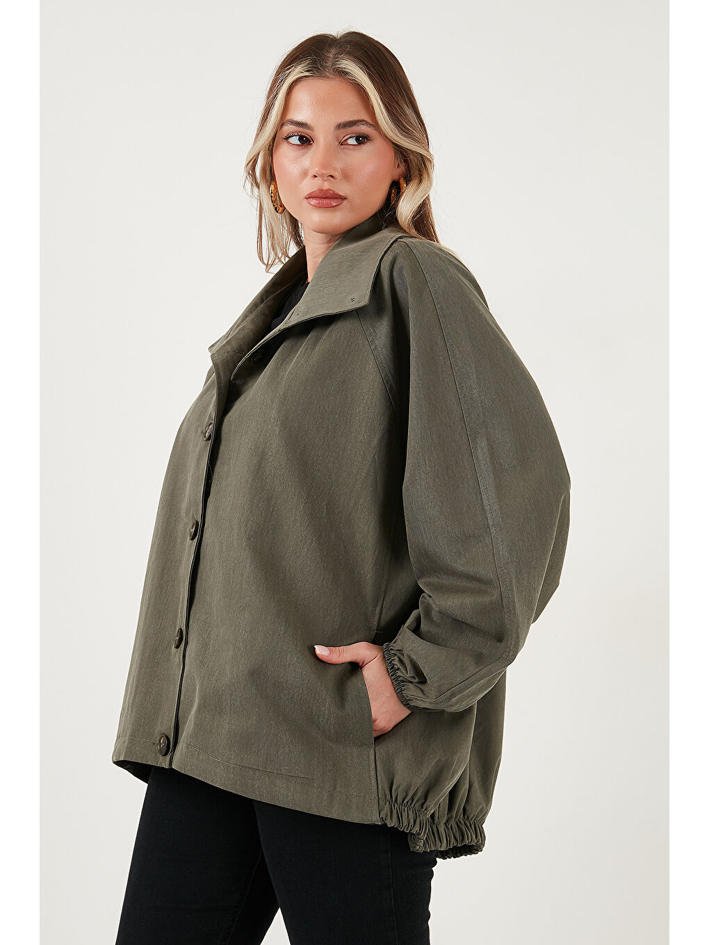 Haki Pamuk Karışımlı Oversize Ceket Yaka Düğmeli Kısa Trençkot 6839627-3