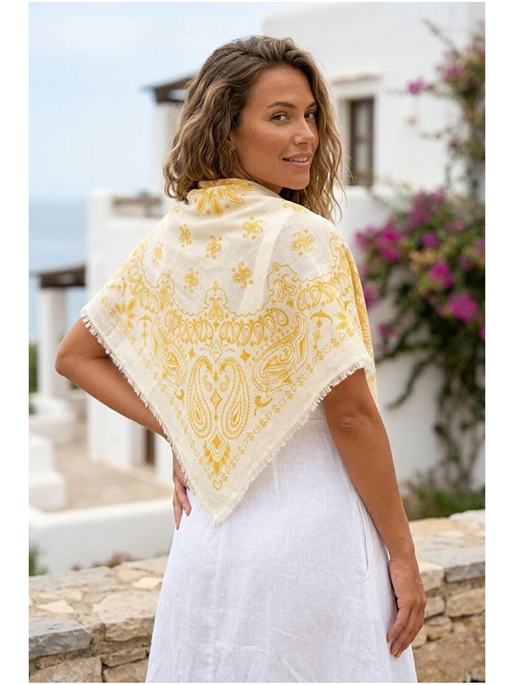 Kadın Sarı Etnik Desenli Bohem Üçgen Şal Bandana 110x110 cm SAL1400-4