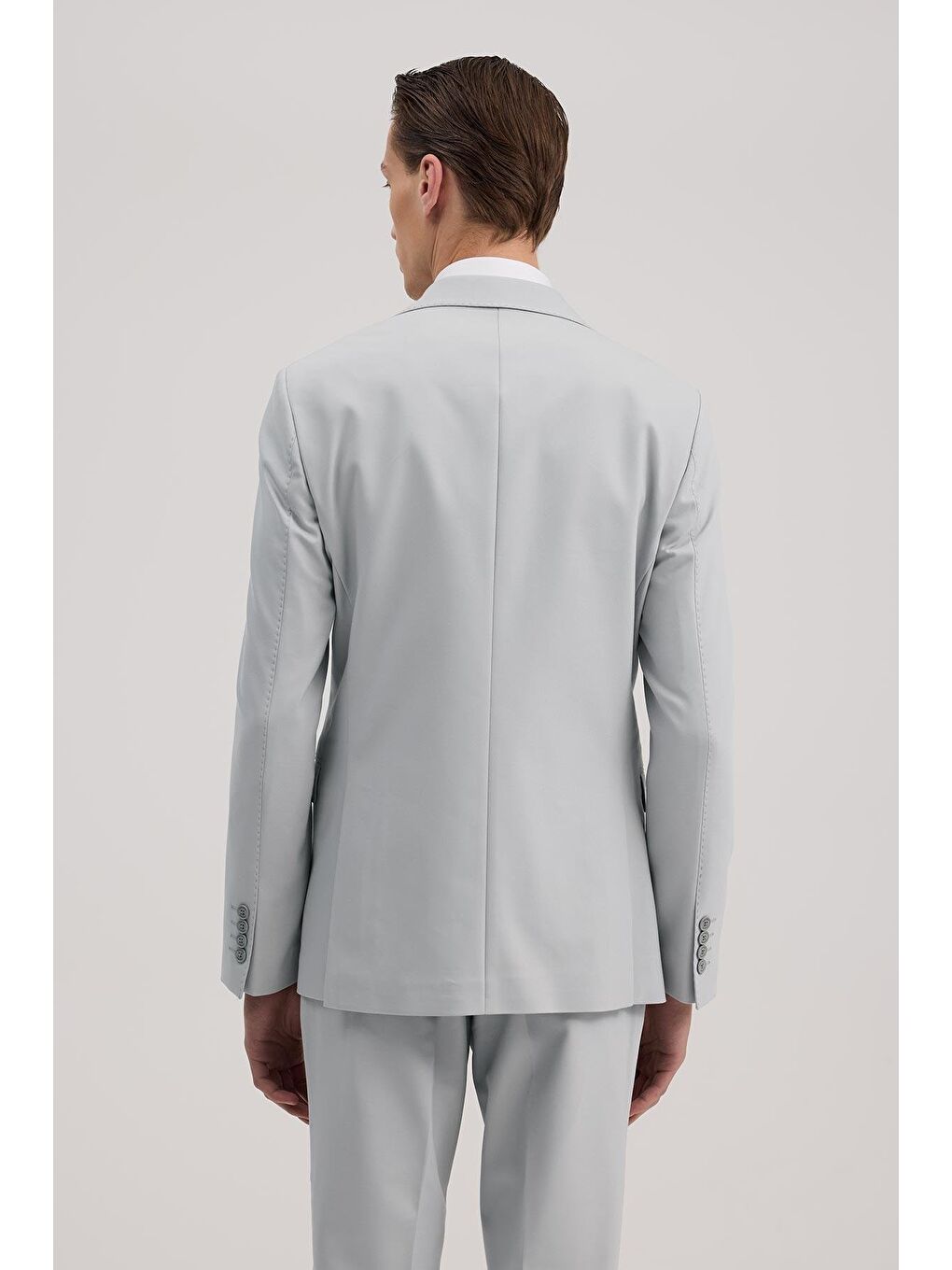 Gri Slim Fit Mono Yaka Çift Yırtmaçlı Yelekli Takım Elbise-3