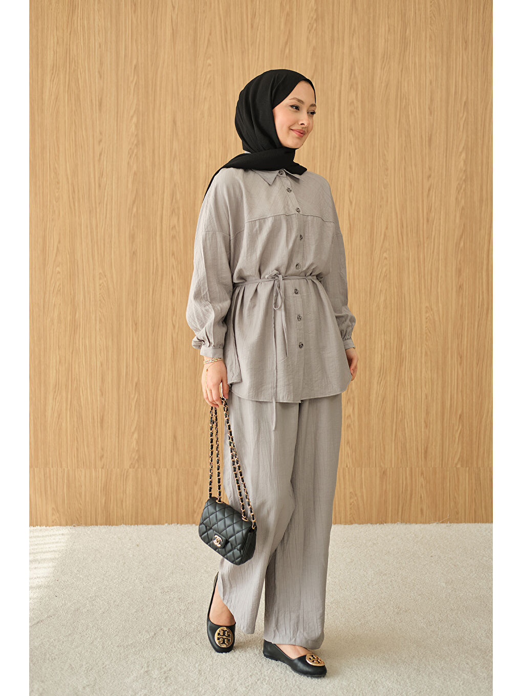 Kadın Kırışık Desen Bel Bağlamalı Gömlek Yaka Takım Gri-4