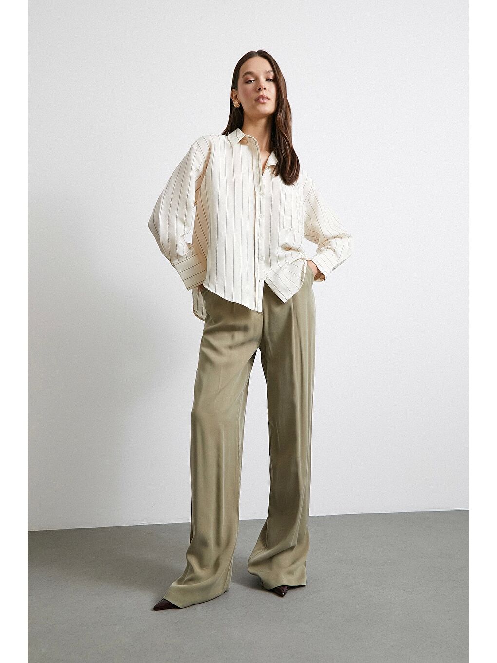 Kontrast Çizgili Modal Gömlek Haki-3