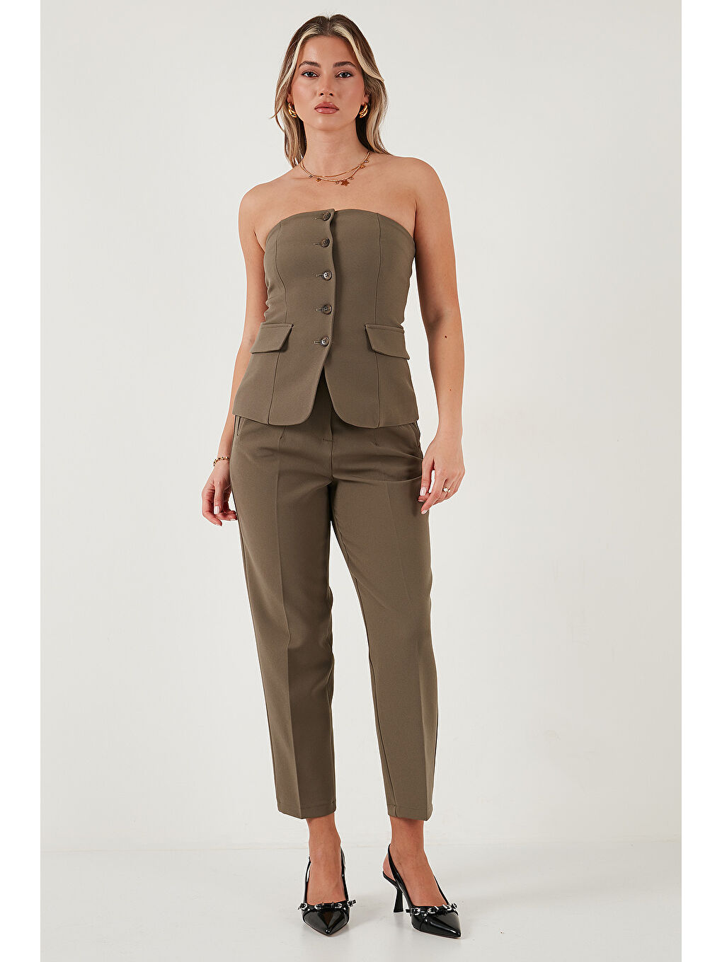 Haki Regular Fit Yüksel Bel Düz Paça Havuç Pantolon 68350109-1