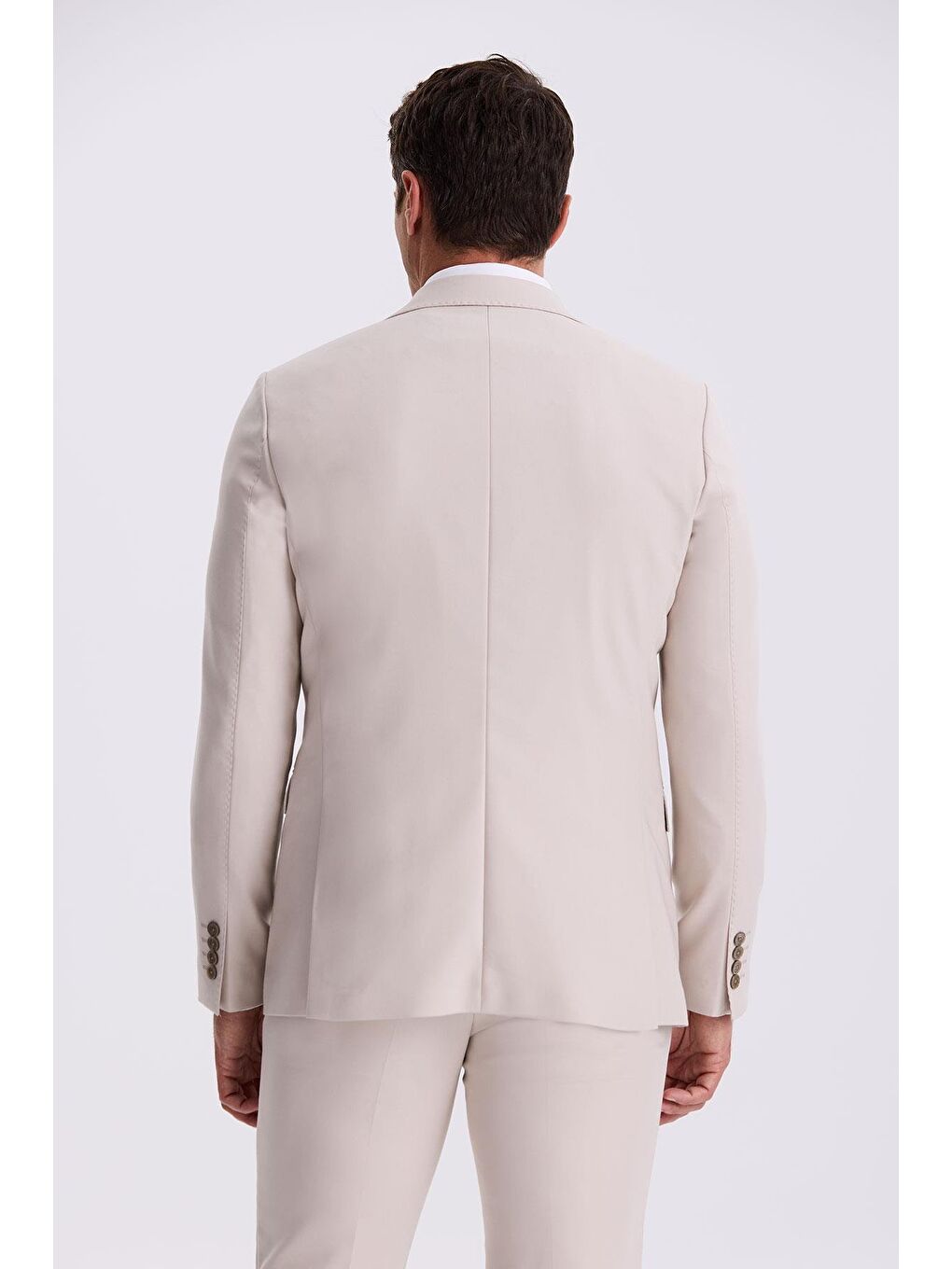 Bej Slim Fit Mono Yaka Çift Yırtmaçlı Yelekli Takım Elbise-3