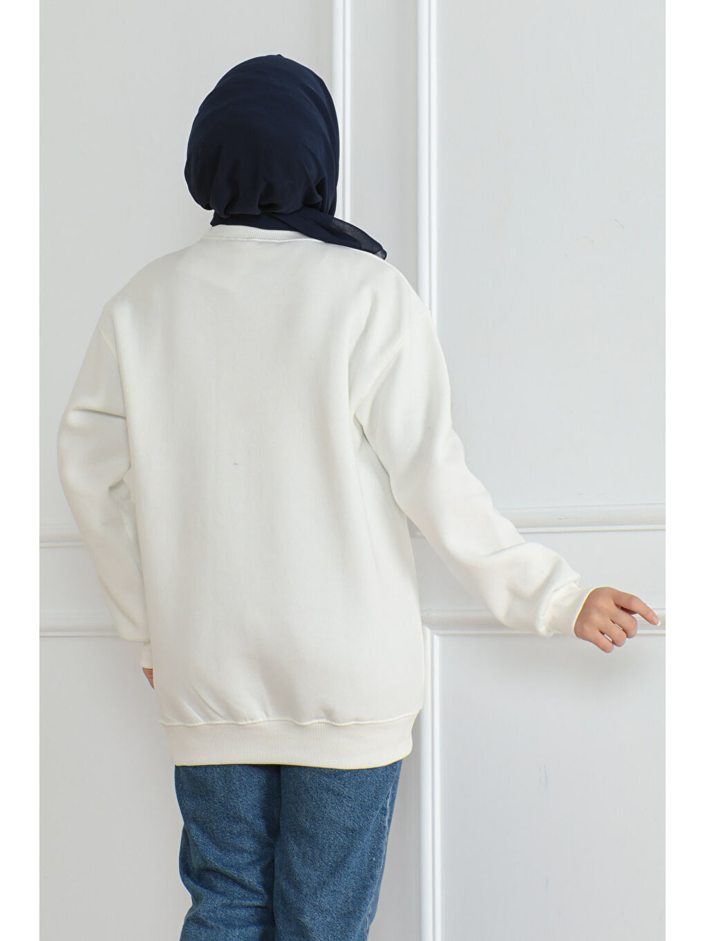 Kadın Bisiklet Yaka Salak Sweatshirt Ekru - 26617-3