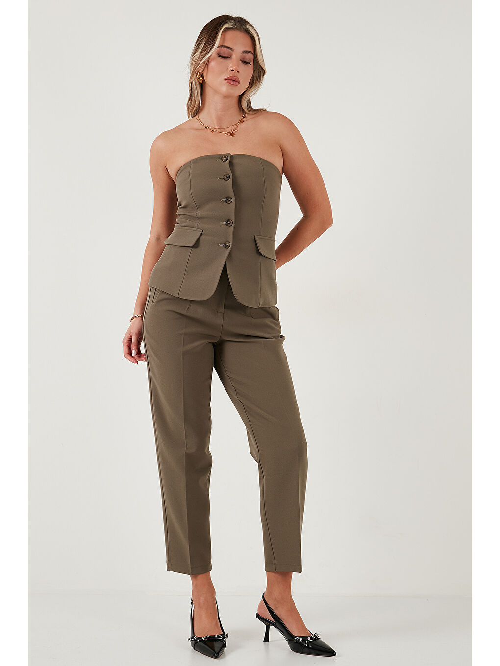 Haki Regular Fit Yüksel Bel Düz Paça Havuç Pantolon 68350109-2