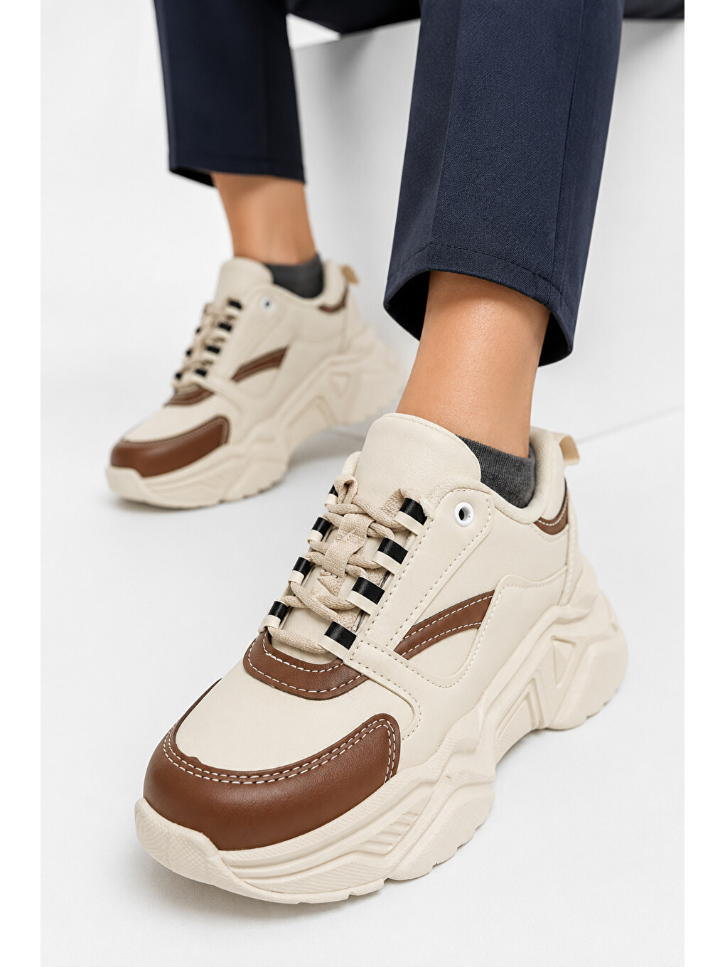 Kahverengi Kadın, Kalın Tabanlı, Bağcıklı, Hafif, Günlük Spor Ayakkabı, Sneaker-3