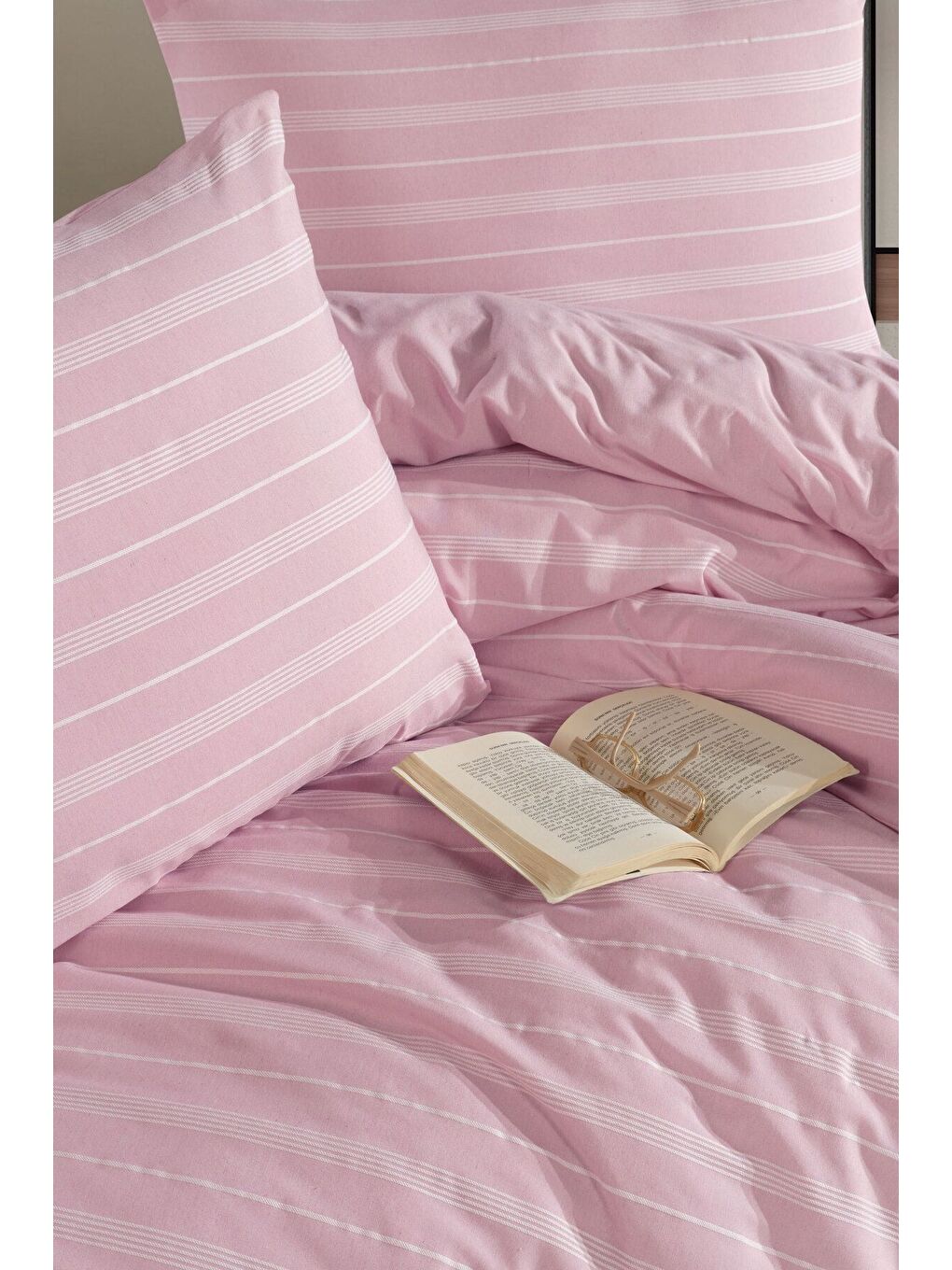 Pembe Stripe Saten (King Size) Nevresim Takım Pudra-1