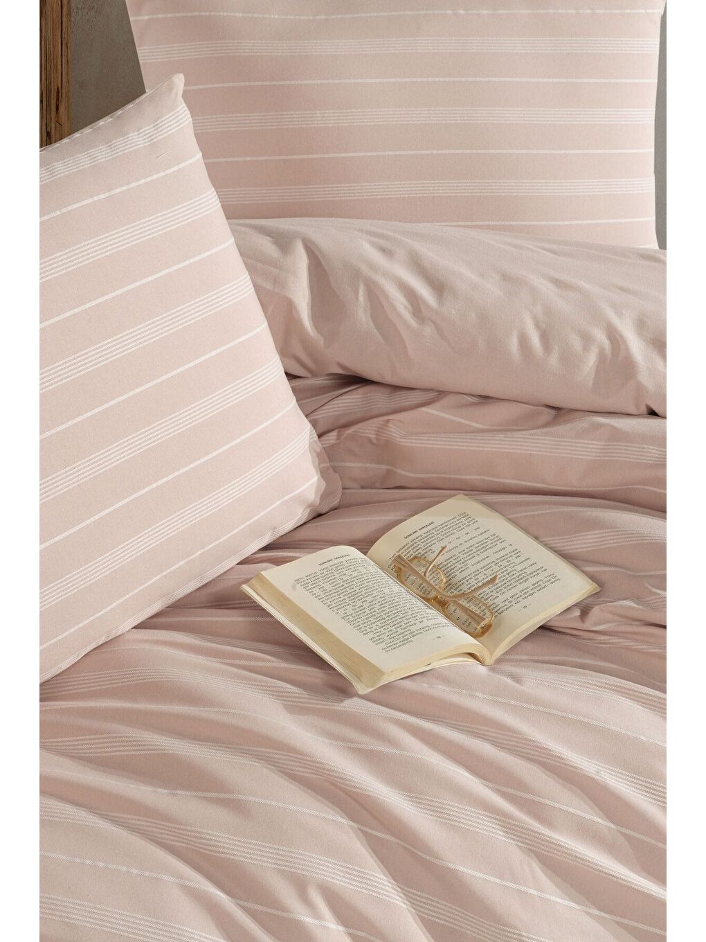 Ekru Stripe Saten (King Size) Nevresim Takım Krem-1