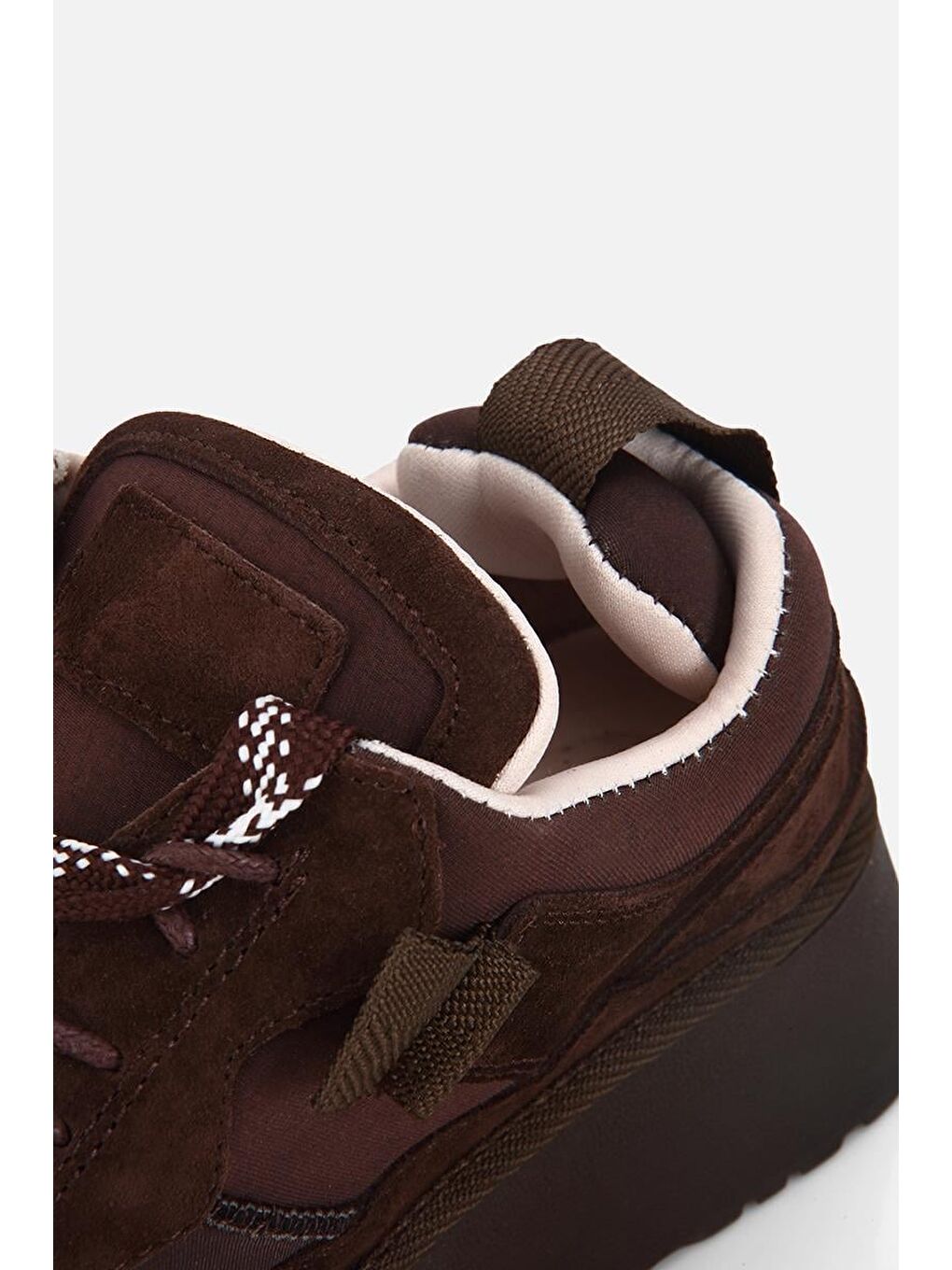 Kadın Süet Deri Kahverengi Bağcıklı Yüksek Tabanlı Düz Spor Ayakkabı-5