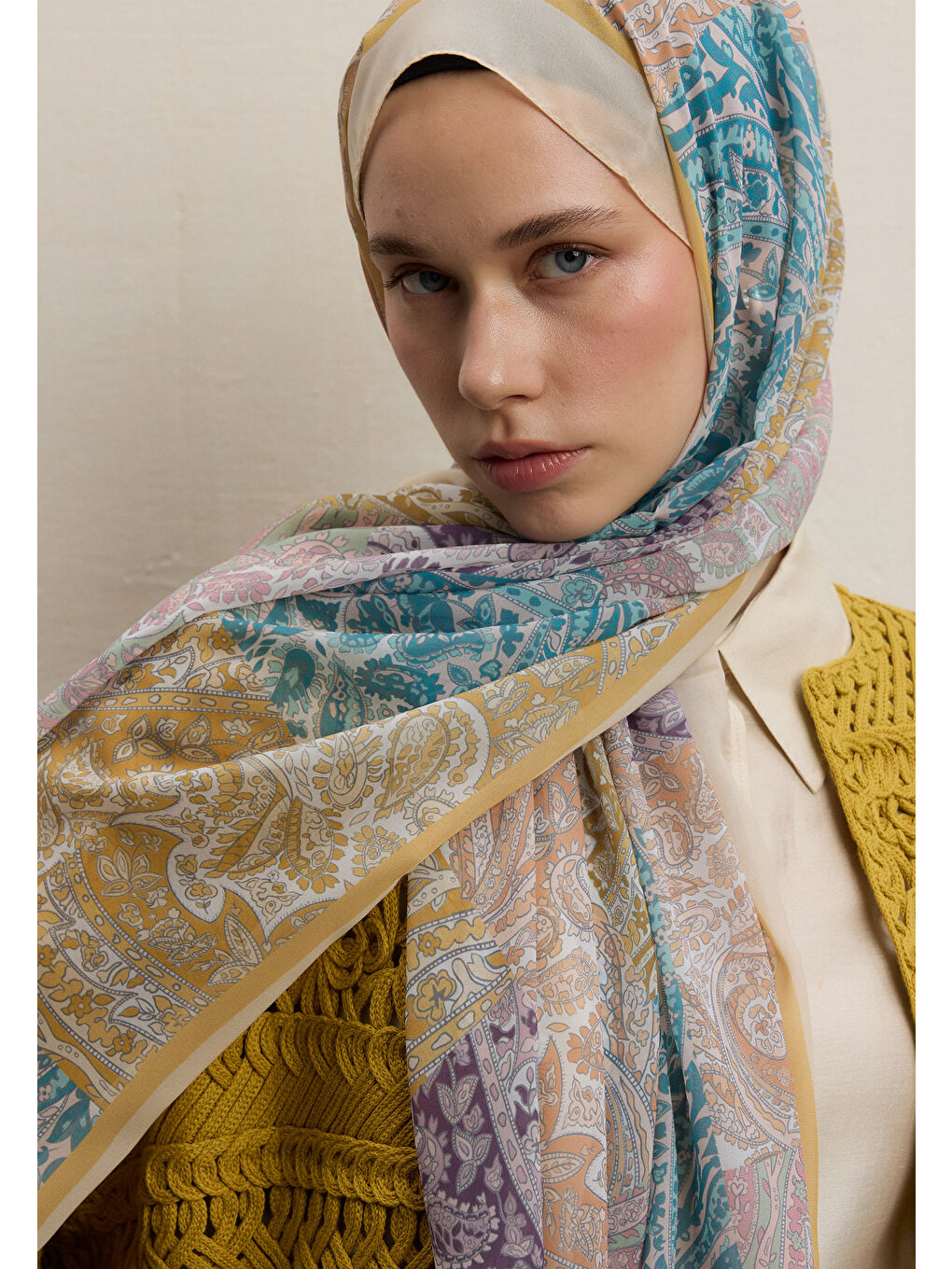 Paısley Patch Desen İpek Krep Şal Soft Sarı-1