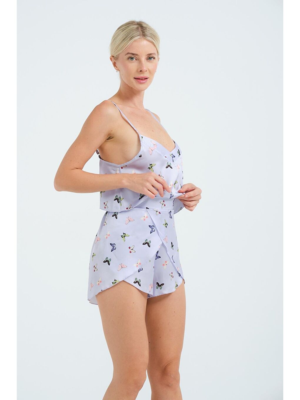 İp Askılı Kelebek Detaylı Saten Şortlu Gecelik Takım 029 Lila-7