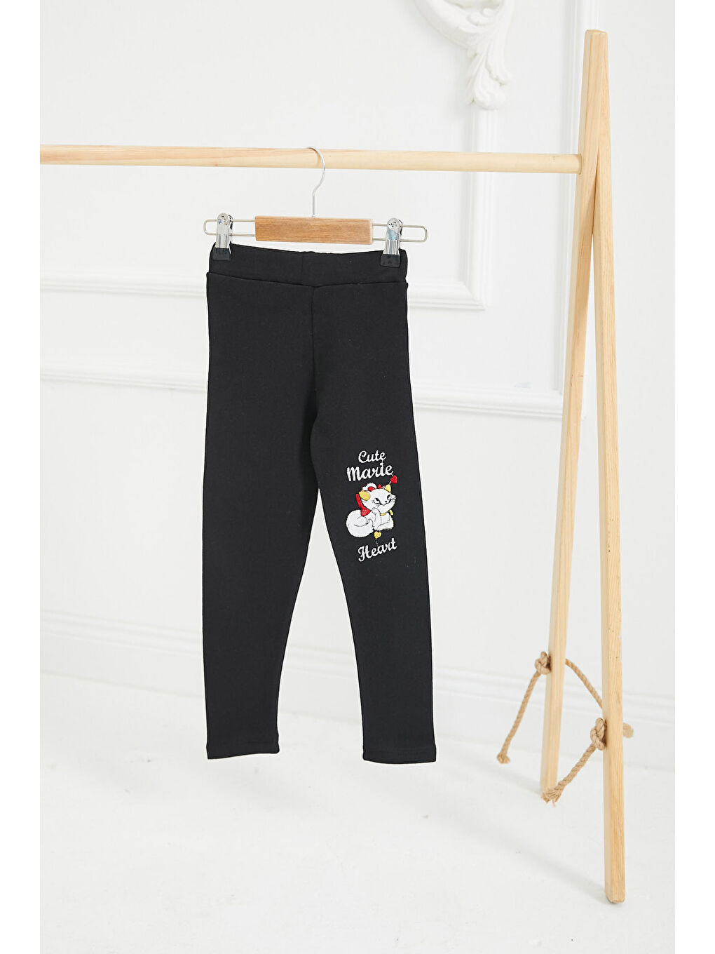 Kız Çocuk Siyah Nakışlı Tayt - 26672