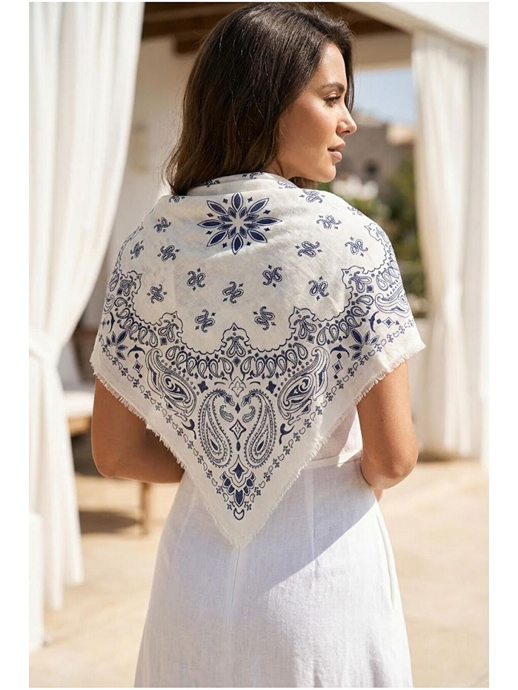 Kadın Lacivert Etnik Desenli Bohem Üçgen Şal Bandana 110x110 cm SAL1400 LACIVERT-2