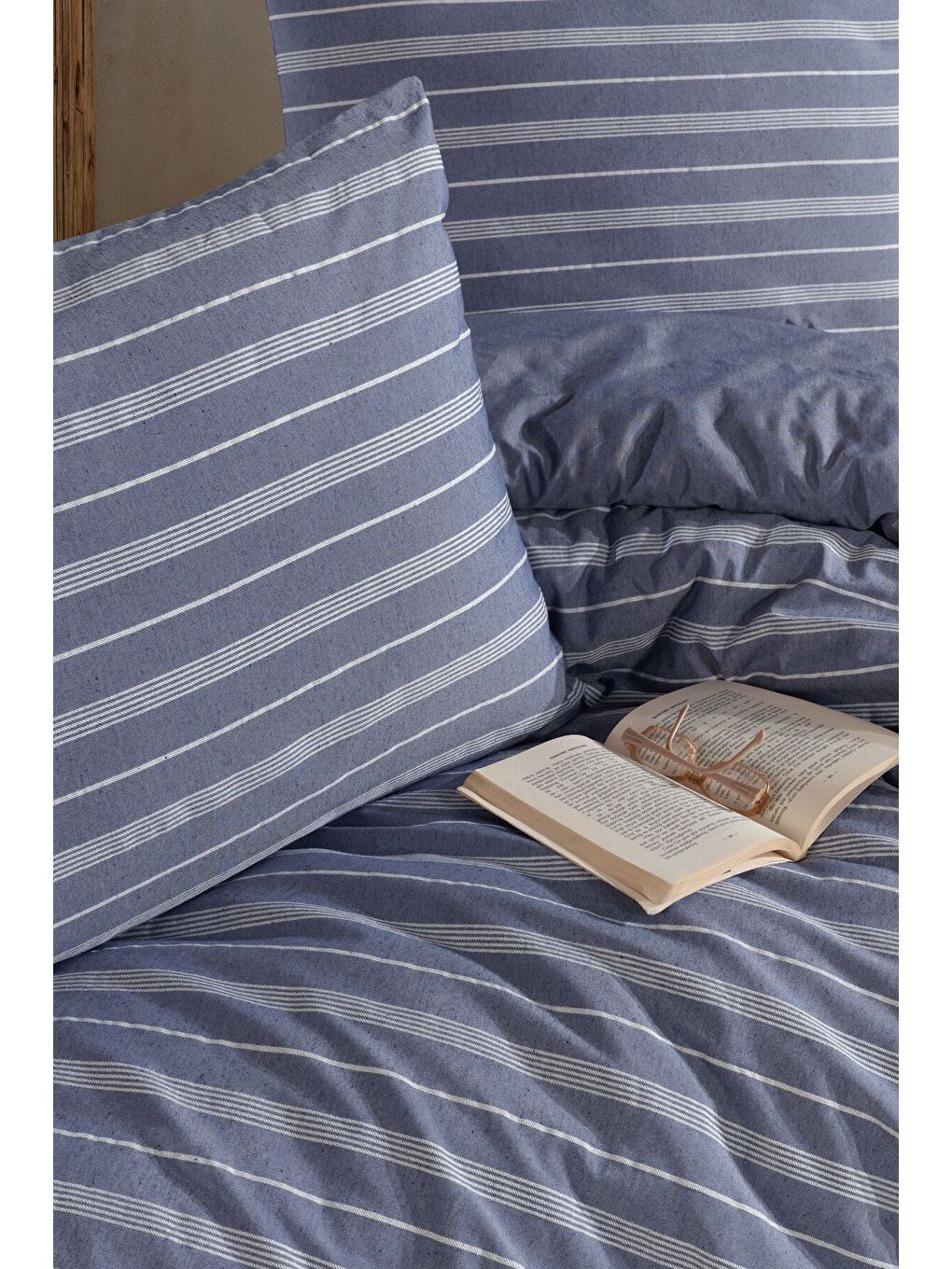 Stripe Saten (King Size) Nevresim Takım Lacivert-1