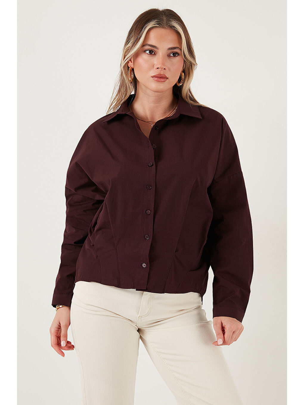 Mürdüm Pamuklu Oversize Önü Kısa Arkası Uzun Klasik Yaka Gömlek 6834985-4