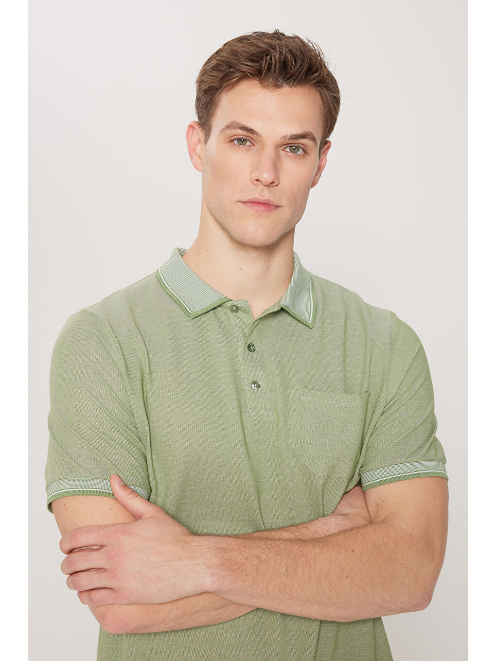 Erkek Yeşil Pamuklu Comfort Fit Rahat Kesim Polo Yaka Cepli Tişört-3