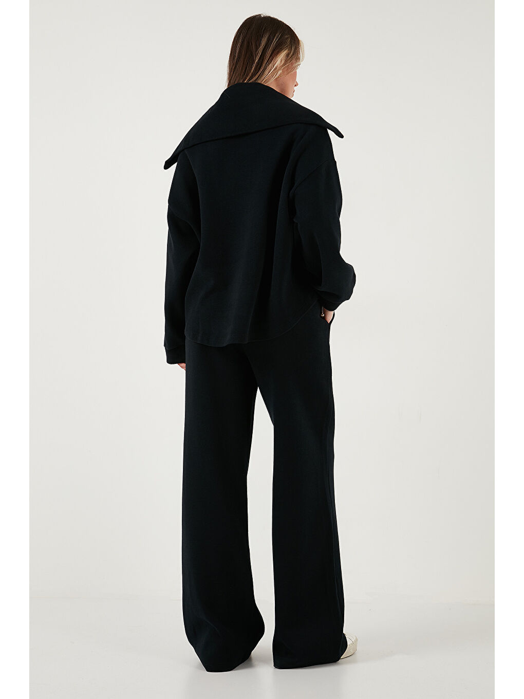 Siyah Pamuklu Oversize Fit Yarım Fermuarlı Yaka Uzun Kollu Triko Takım 68351218-6