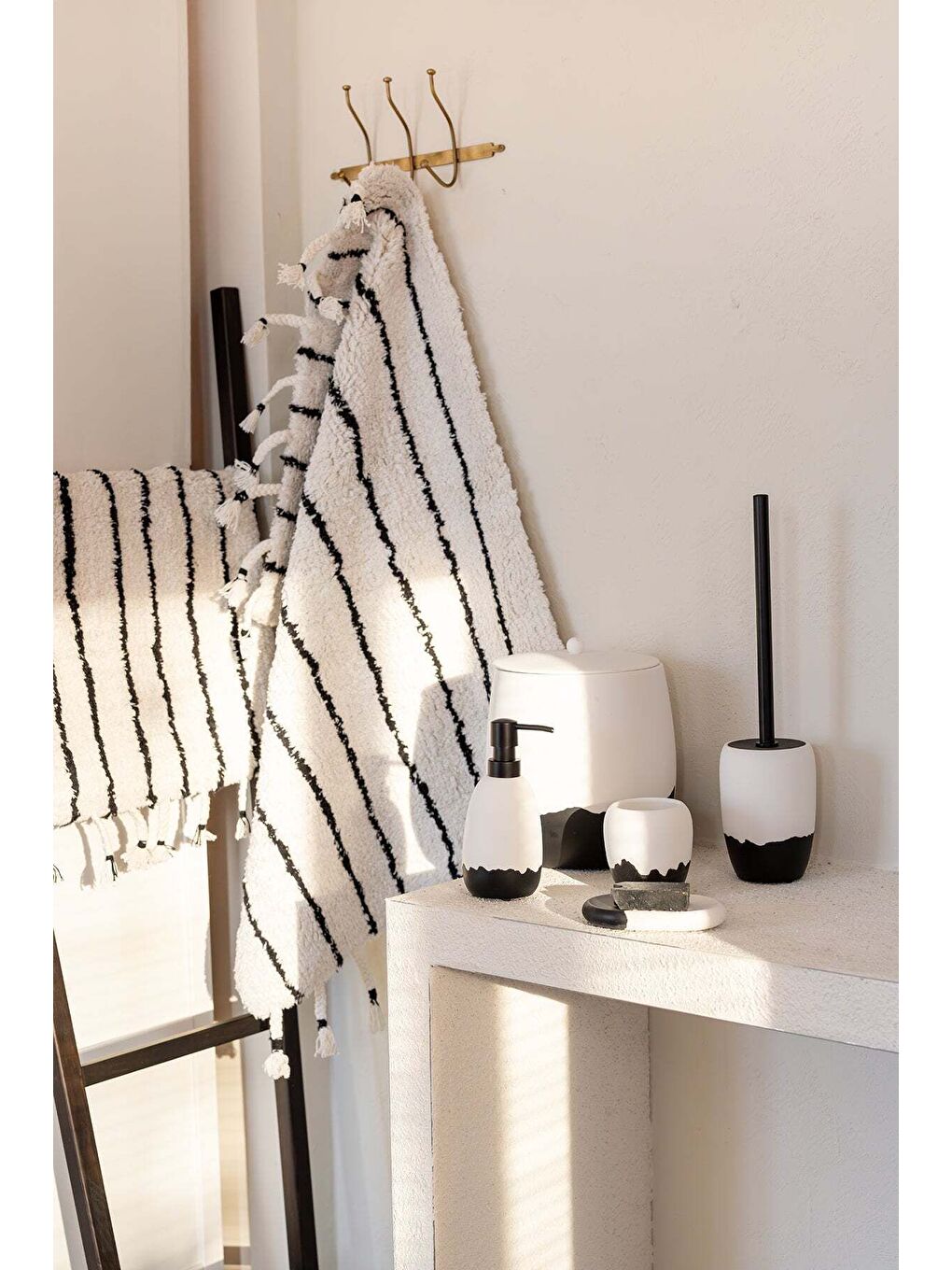 In Lines 2 li Takım Banyo Paspası  100 Pamuk 40x60   60x90 Siyah Çizgili-1