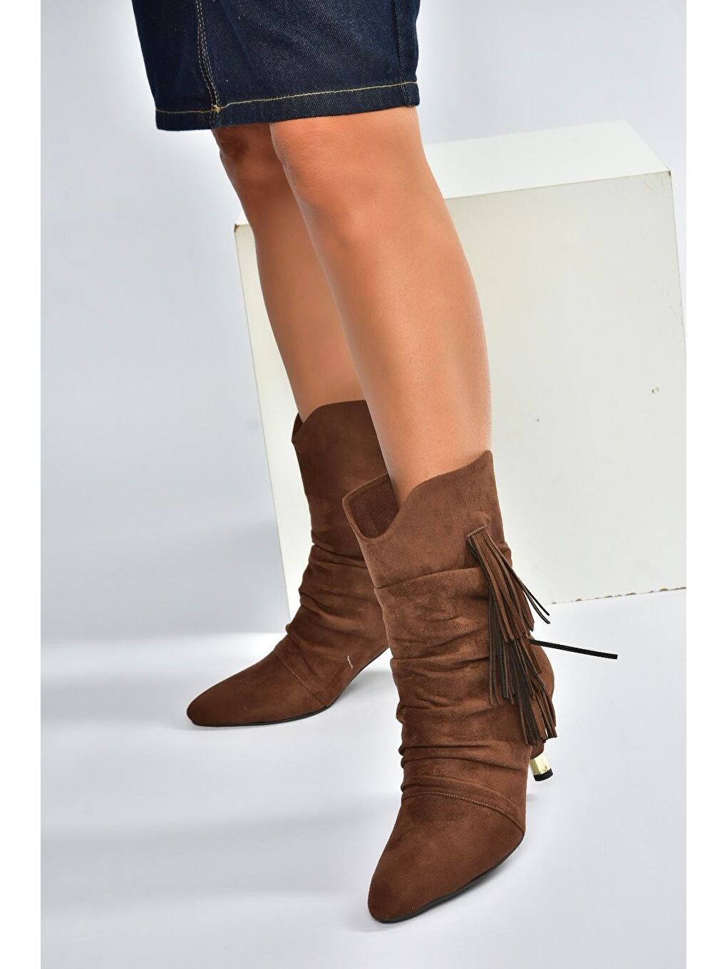 Kahverengi Kadın Bot V404022202-2