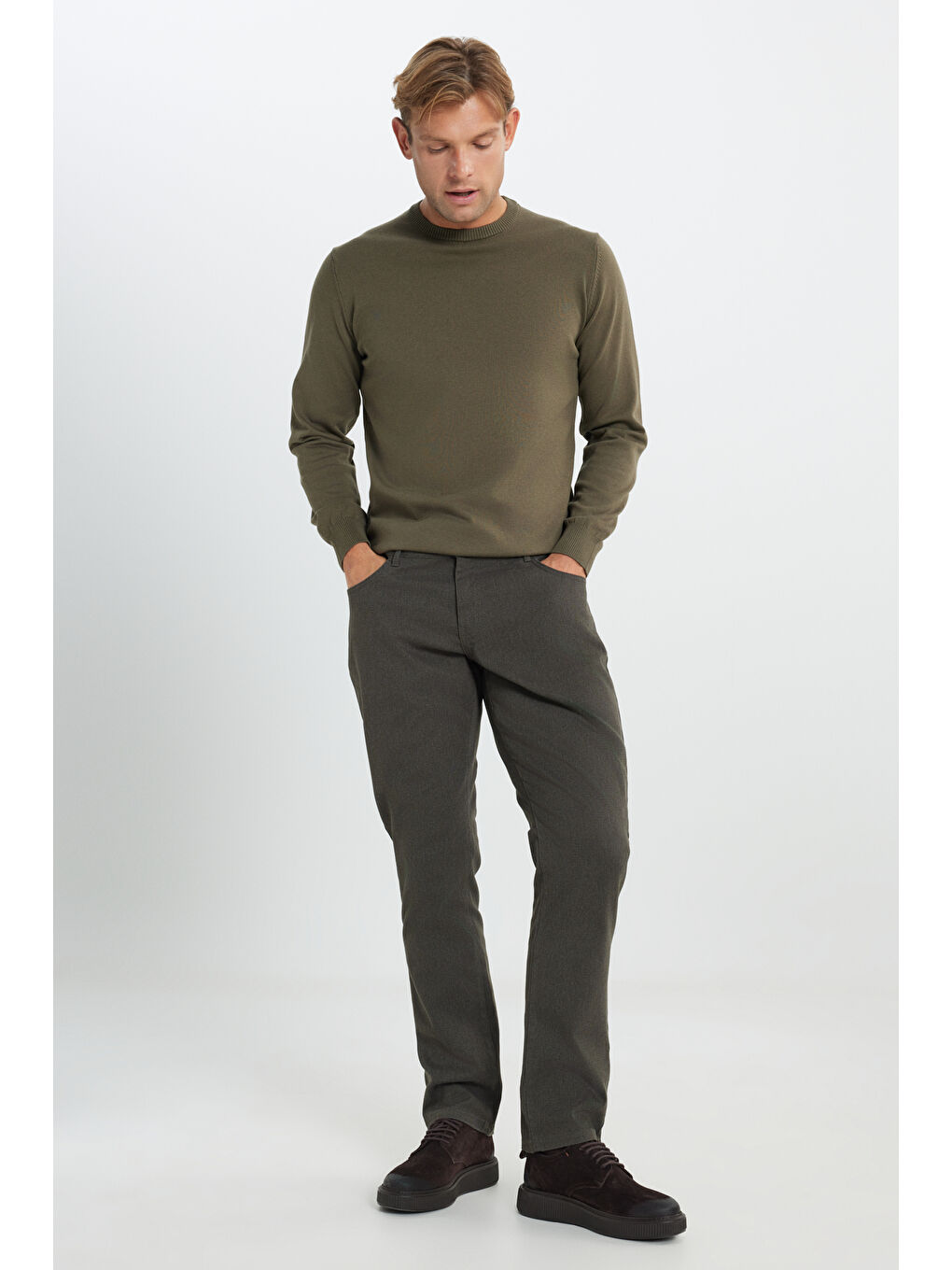 Erkek Kahverengi Pamuklu Slim Fit Dar Kesim 5 Cep Armürlü Esnek Casual Pantolon-3