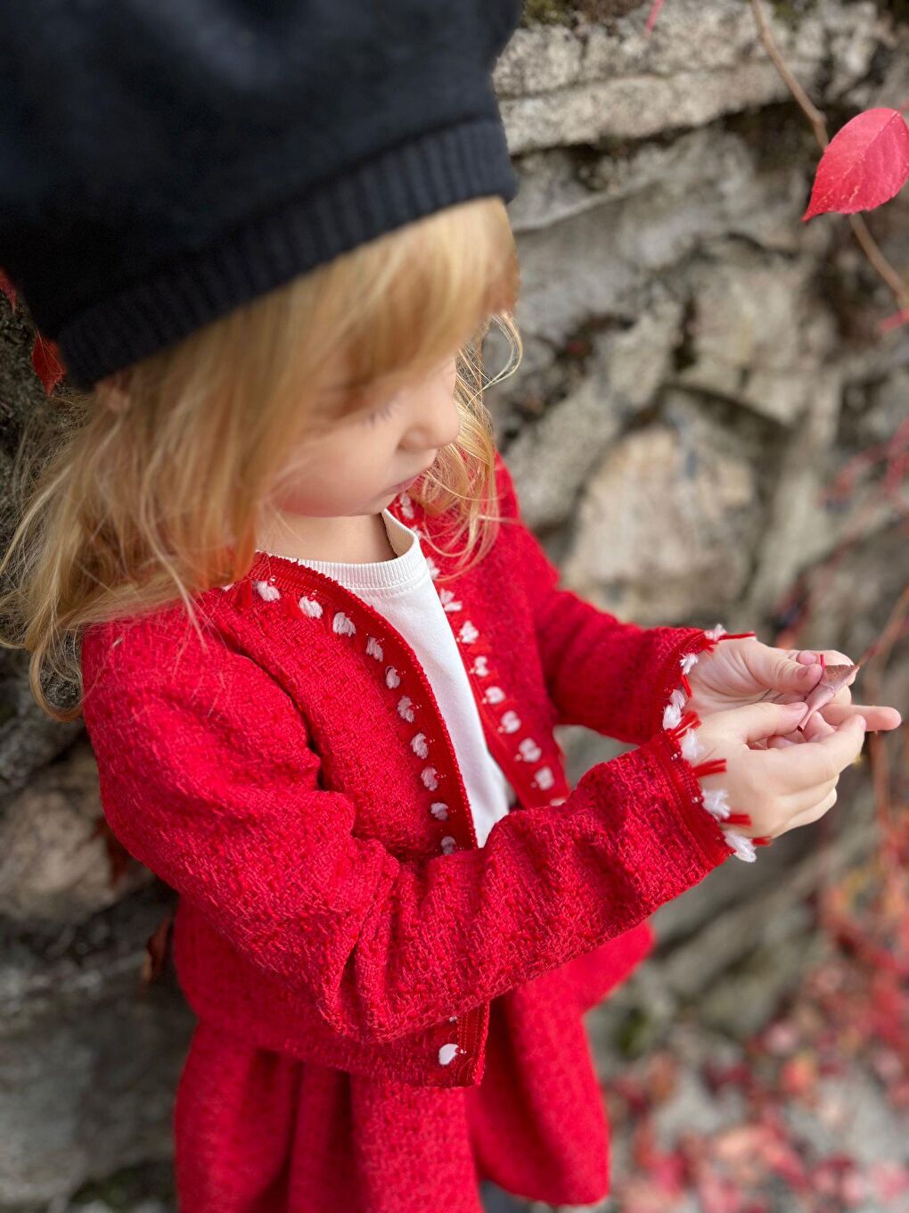 Kız Çocuk Pamuklu Kırmızı Örgü Detaylı Hırka & Pileli Etek Takım-3