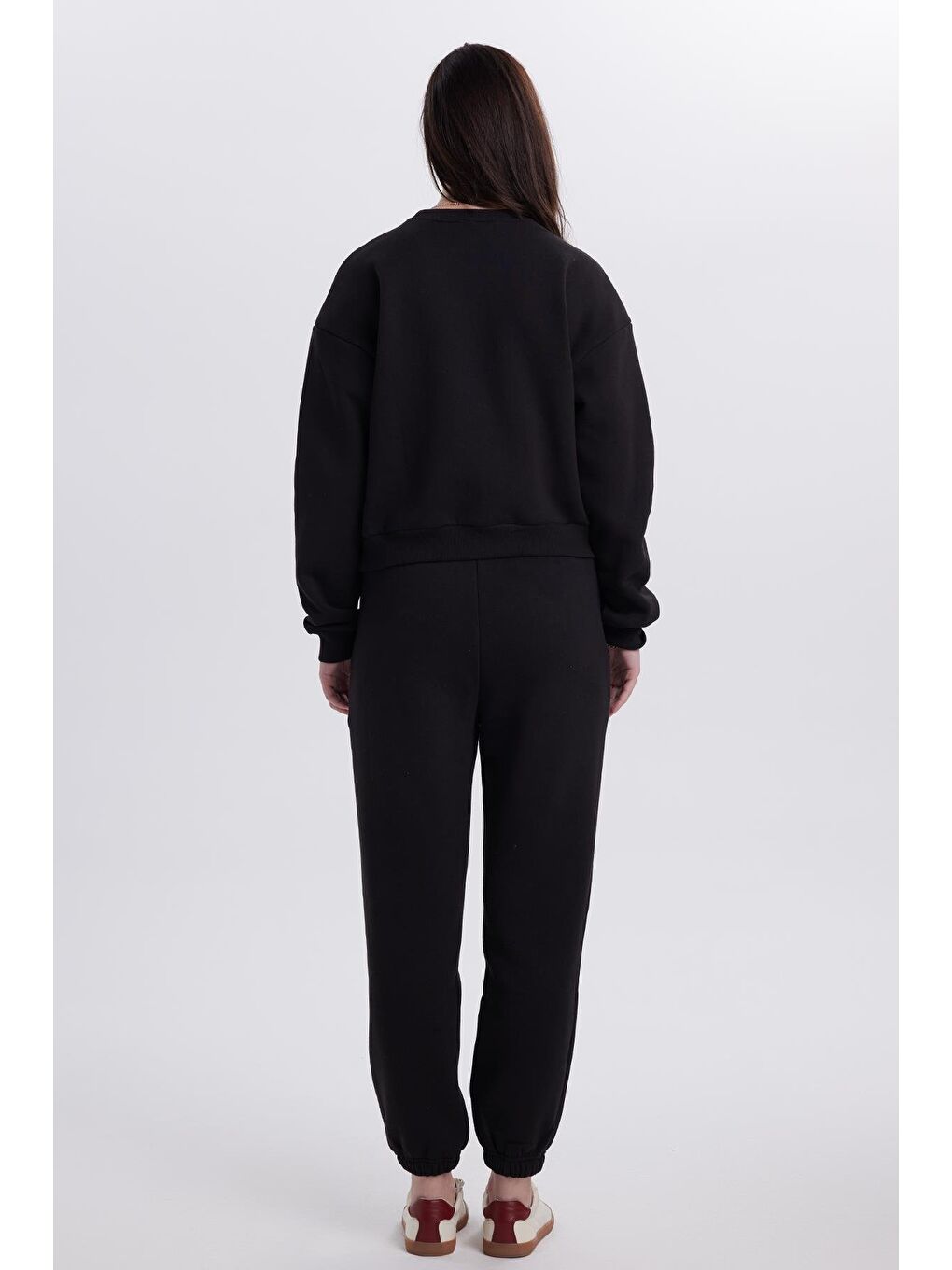 Kadın Regular Fit Pamuklu 3 İplik Yumuşak Dokulu İçi Polarlı Bisiklet Yaka Siyah Eşofman Takımı-6