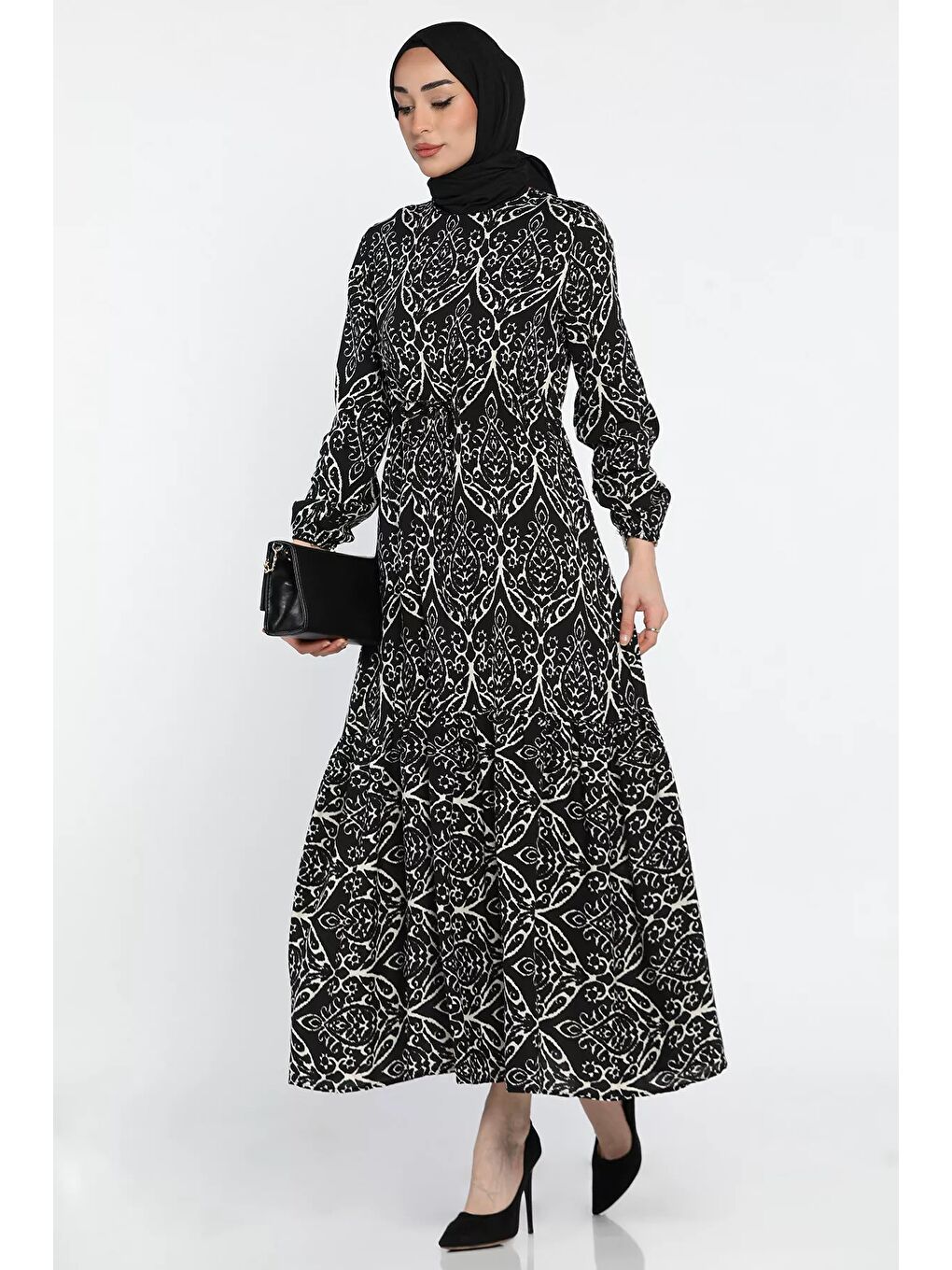 Siyah Desenli Bel Bağlamalı Tesettür Viskon Elbise-2