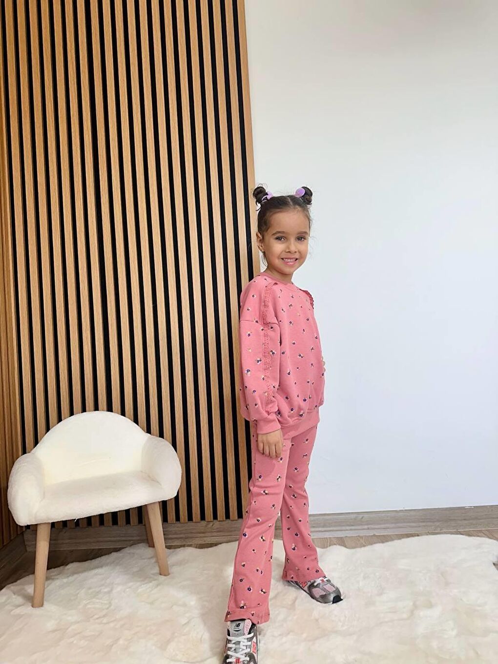 Pembe Kız Çocuk Pamuklu Gül Kurusu Mini Çiçek Desenli Sweatshirt & Flare Eşofman Takım-3