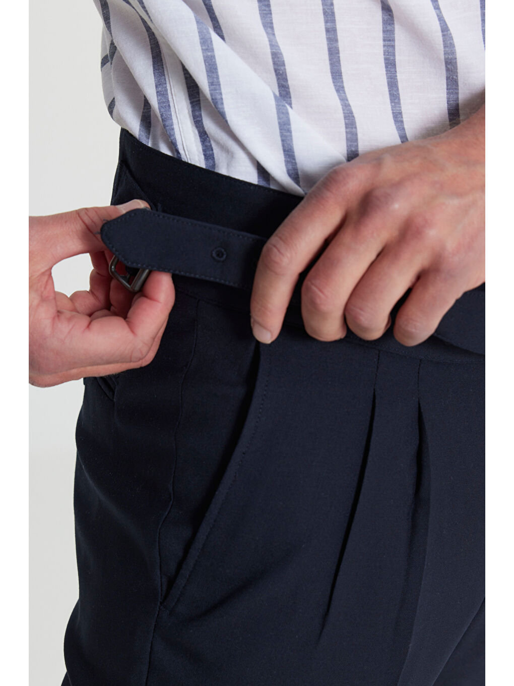 Erkek Lacivert Slim Fit Dar Kesim Beli Lastikli Yan Cep Rahat Pantolon-4
